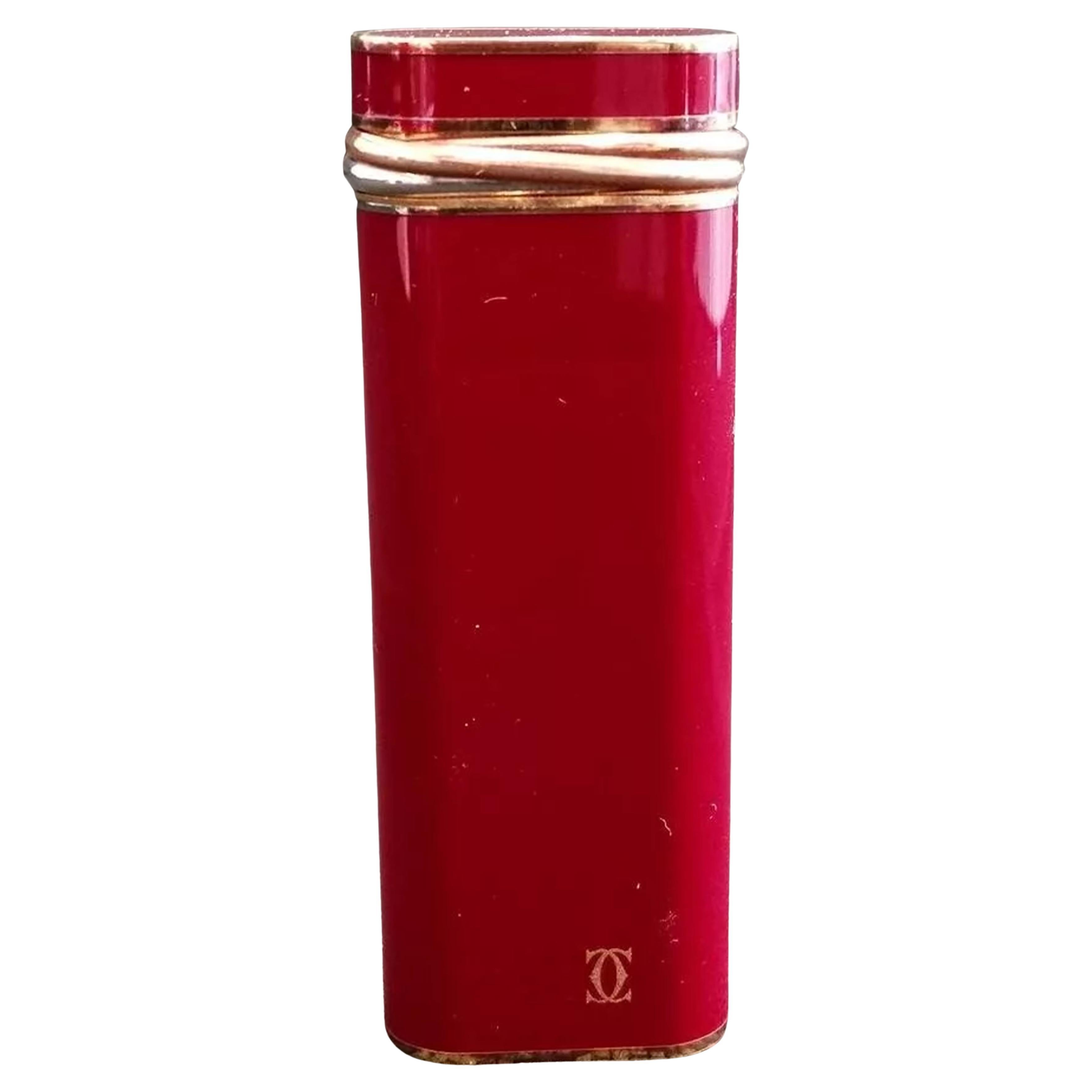 Cartier Red Lacquer 18ct Gold Plated Trinity Cigarette Lighter Box & Guarantee en Bueno estado para la venta en Reading, Berkshire