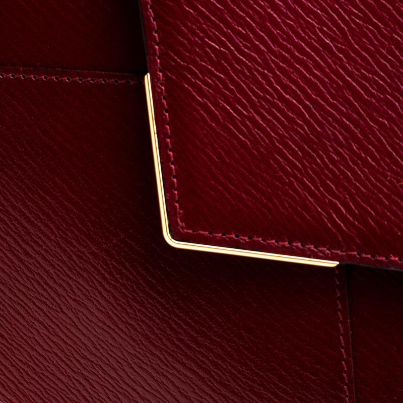 Cartier Red Leather Envelope Shoulder Bag In Excellent Condition In Dubai, Al Qouz 2