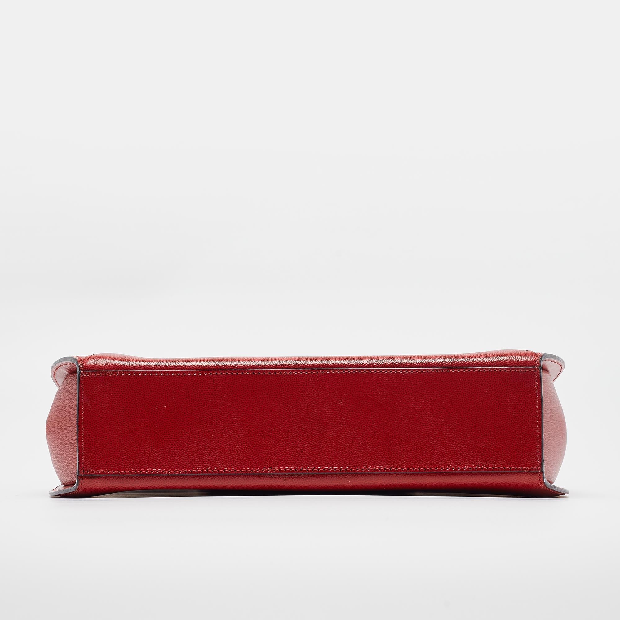 Cartier Rote Panther-Umhängetasche aus Leder im Angebot 1