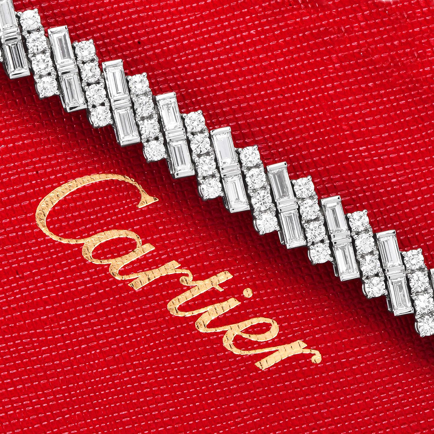 Modern Cartier Reflection de Cartier 8.92 Carats Diamond 18K Gold Bracelet For Sale