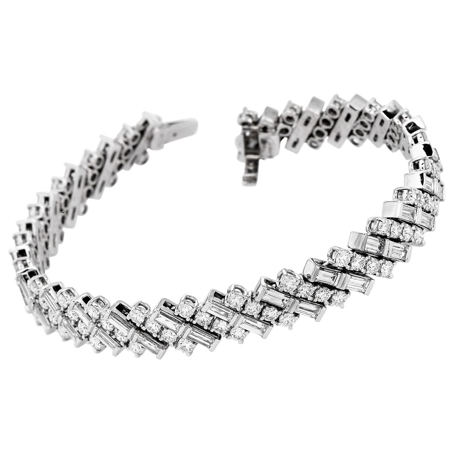 Baguette Cut Cartier Reflection de Cartier 8.92 Carats Diamond 18K Gold Bracelet For Sale
