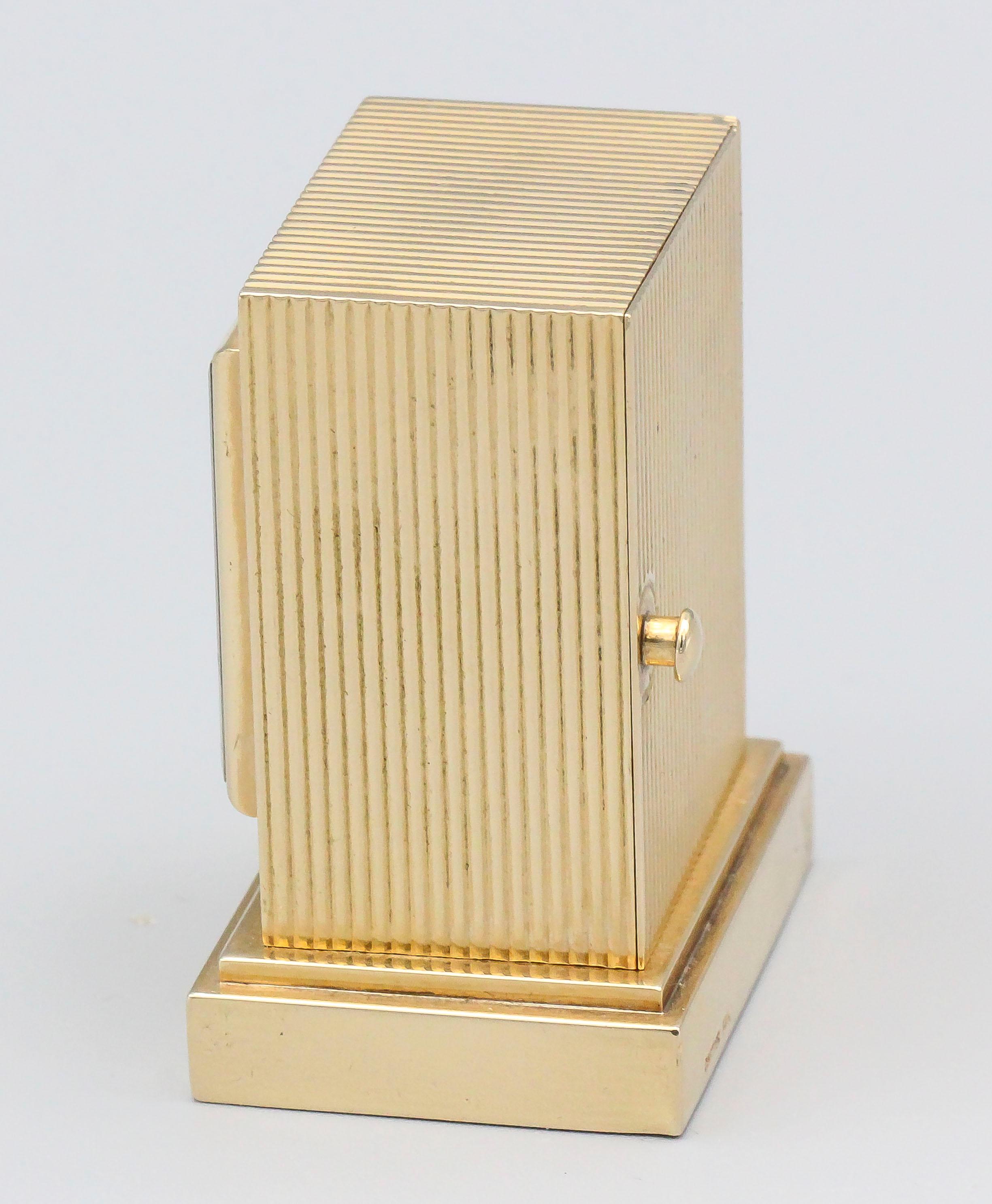 Cartier Retro 14 Karat Gold Key Winding Desk Clock In Good Condition In New York City, NY