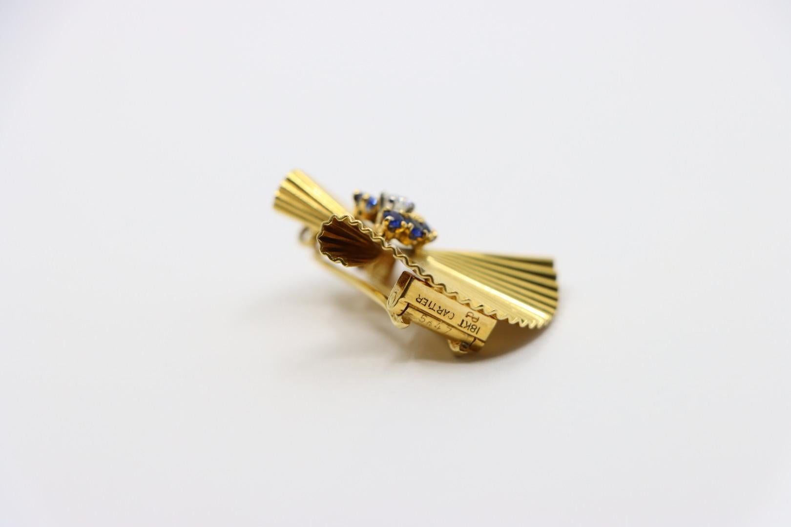 Cartier Retro 18K Gold Sapphire Diamond Brooch For Sale 2