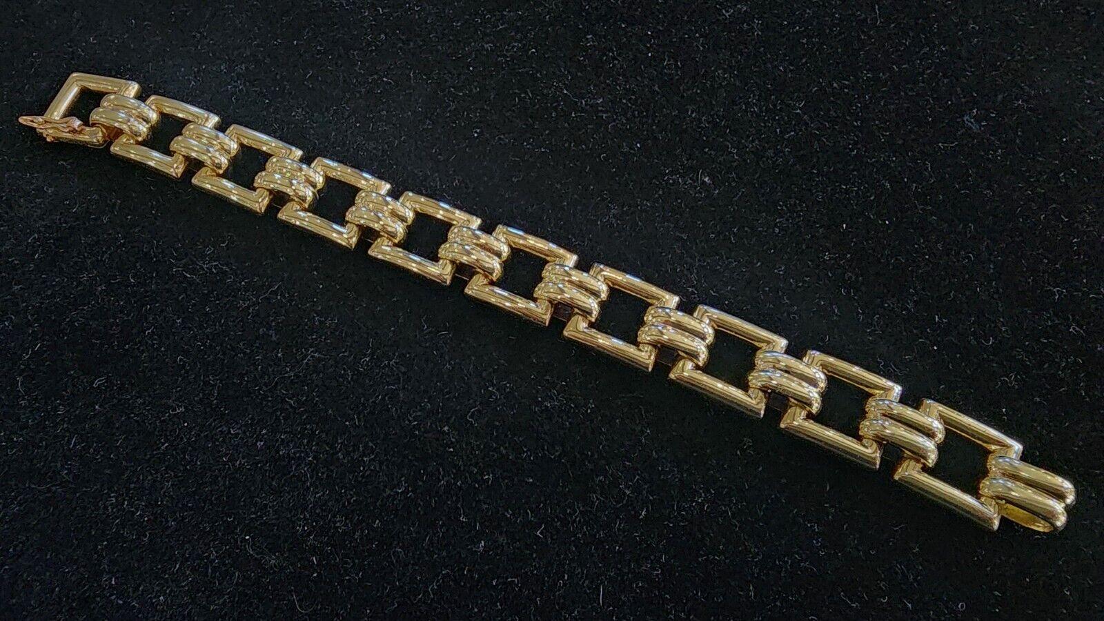 Rétro CARTIER Bracelet à maillons rétro des années 1940 en or jaune 14 carats avec boîte en vente