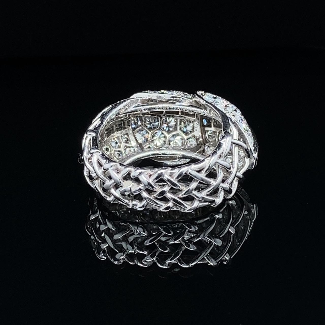 Cartier Retro Diamond Feathers Ring, ca. 1940s In Good Condition For Sale In Idar-Oberstein, DE