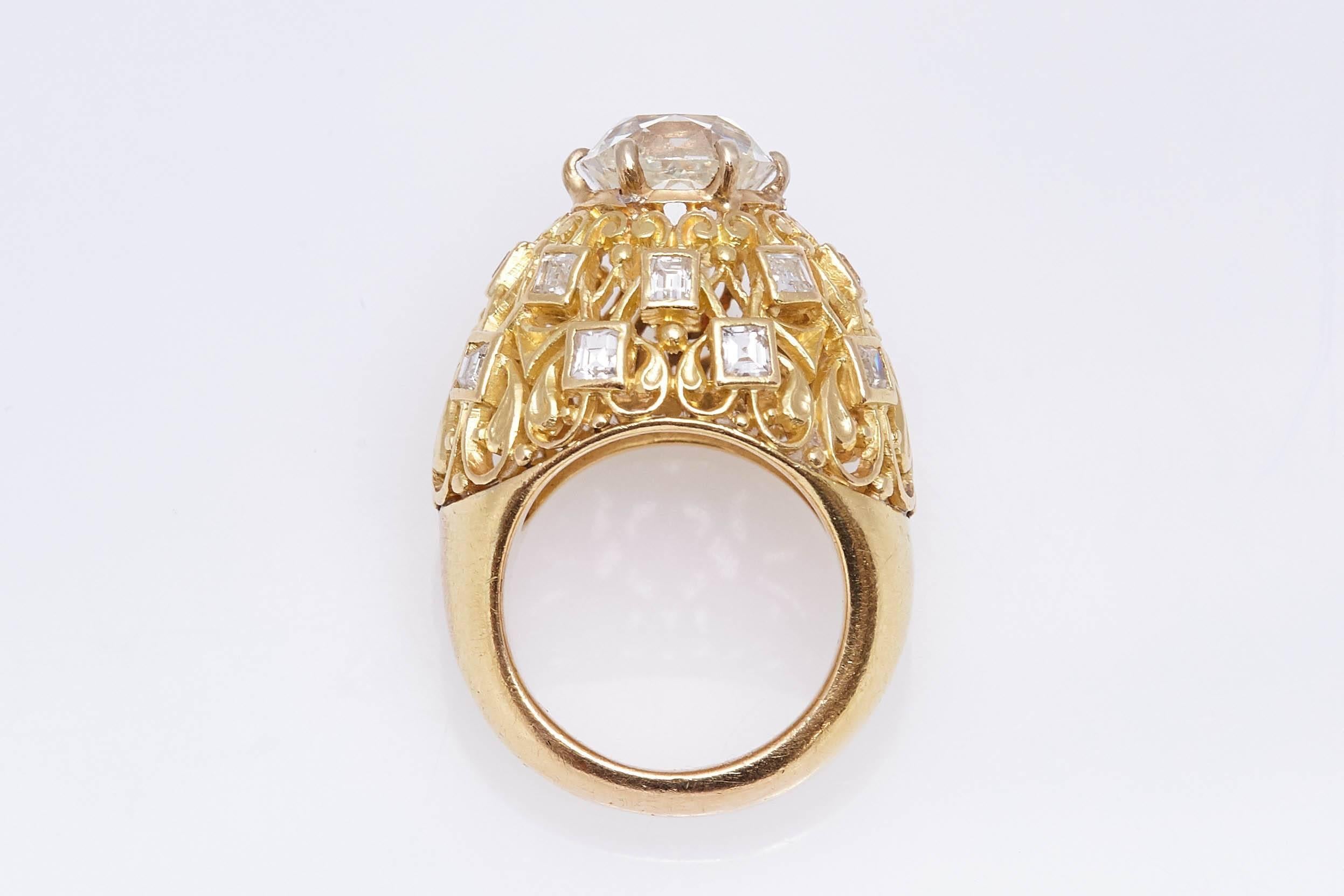 Cartier Retro Diamond Gold Ring In Excellent Condition For Sale In New York, NY