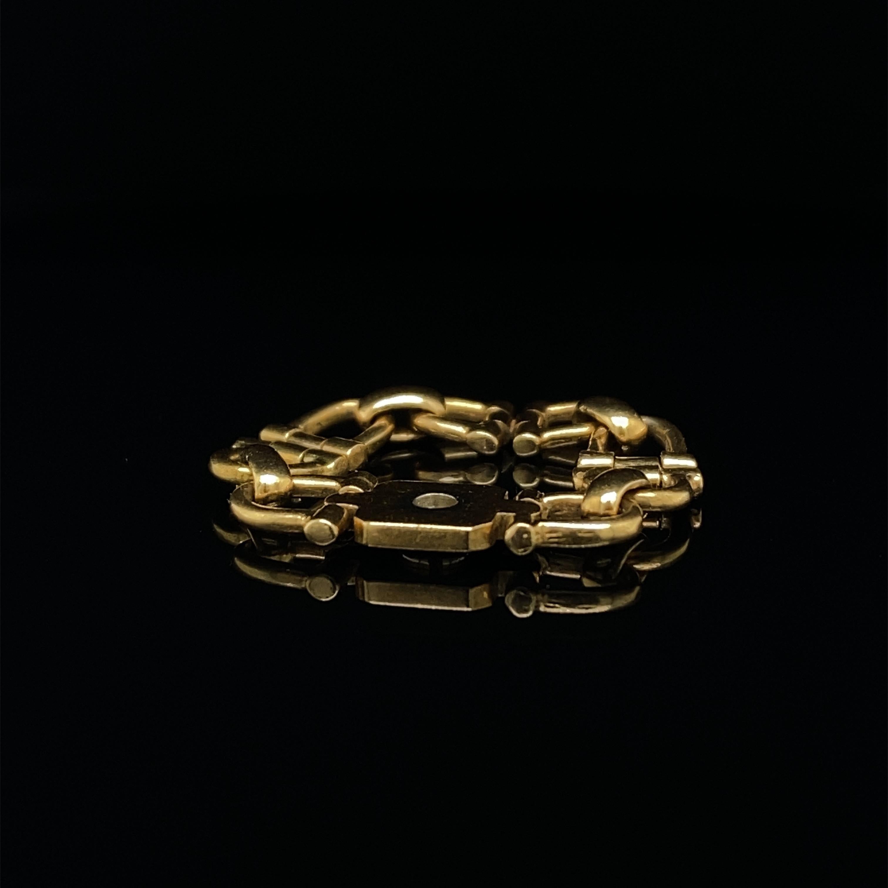 Cartier Retro Flexible Diamond 18 Karat Yellow Gold Ring, Circa 1980. In Good Condition In London, GB