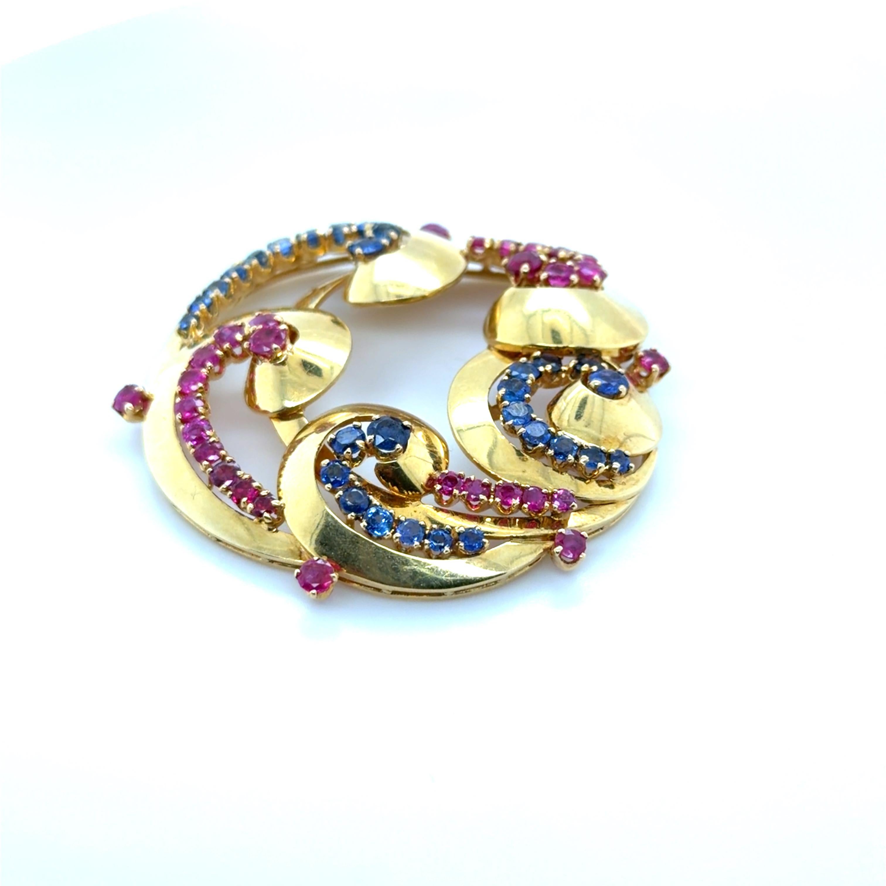 Cartier Retro Ruby and Sapphire Pendant In condizioni buone in vendita a Chicago, IL