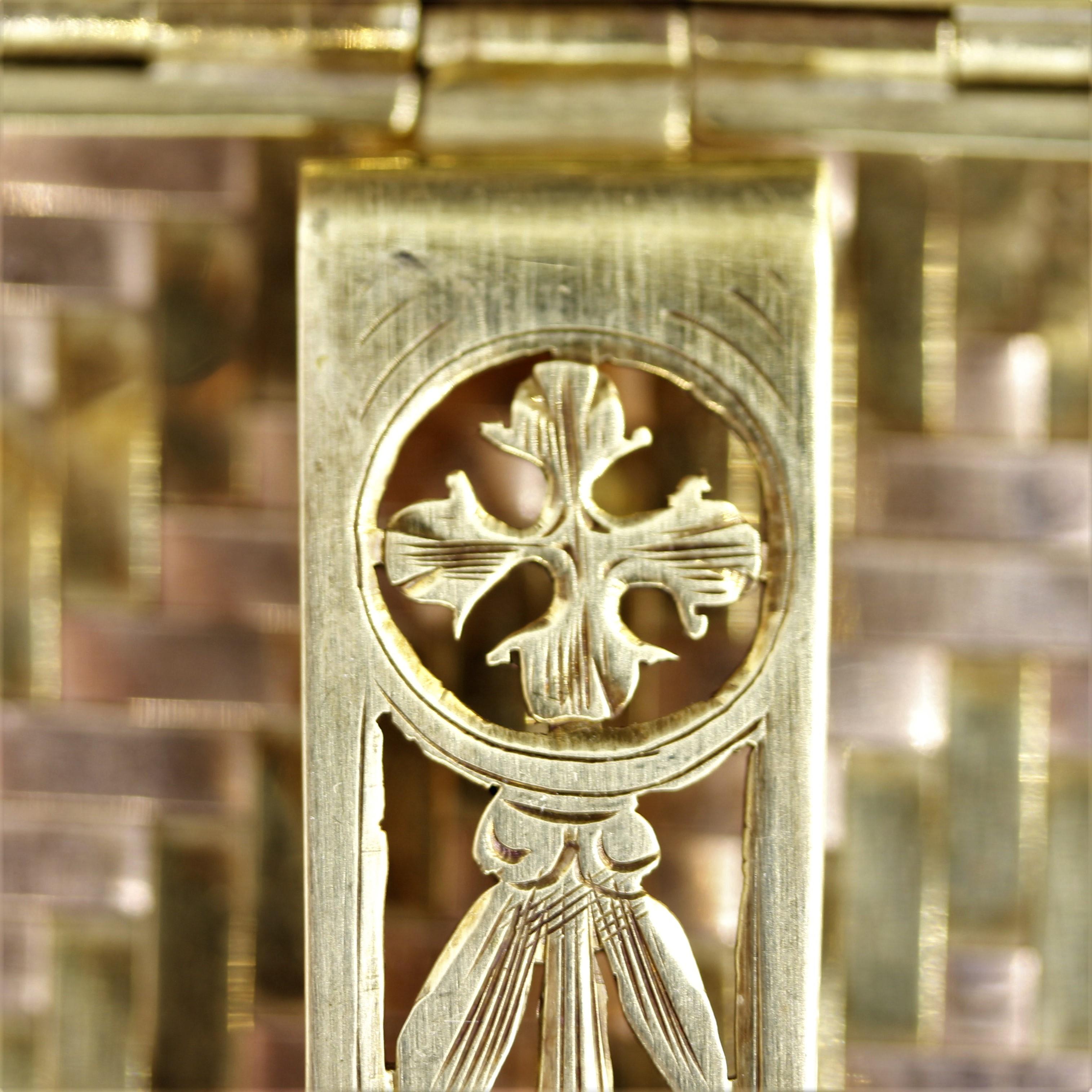 Cartier Étui à cigarettes rétro bicolore en or tissé orné Unisexe en vente