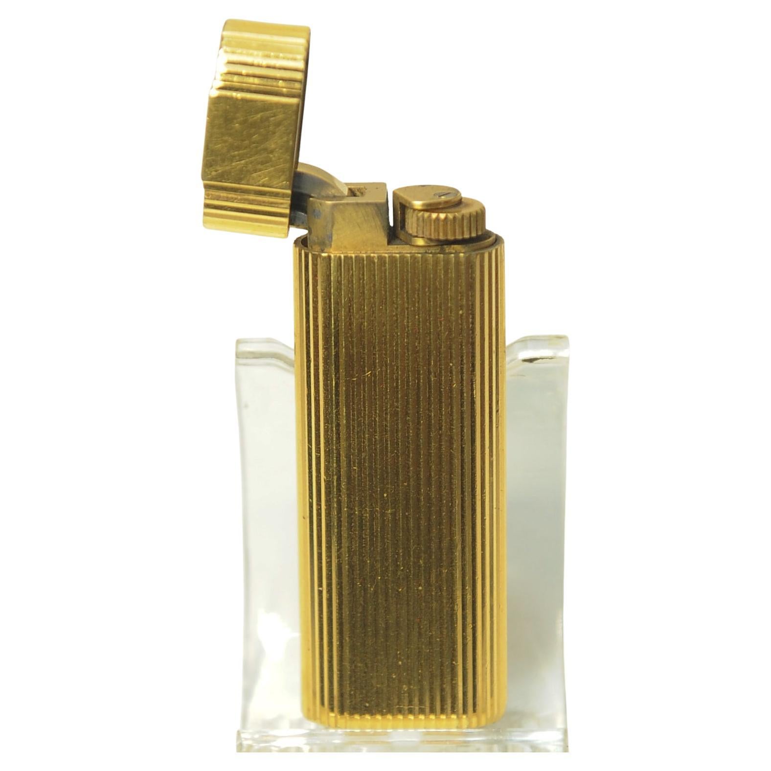 Cartier Ribbed 18ct Gold Plate Cigarette Lighter In Original Cartier Pouch In Good Condition In Reading, Berkshire