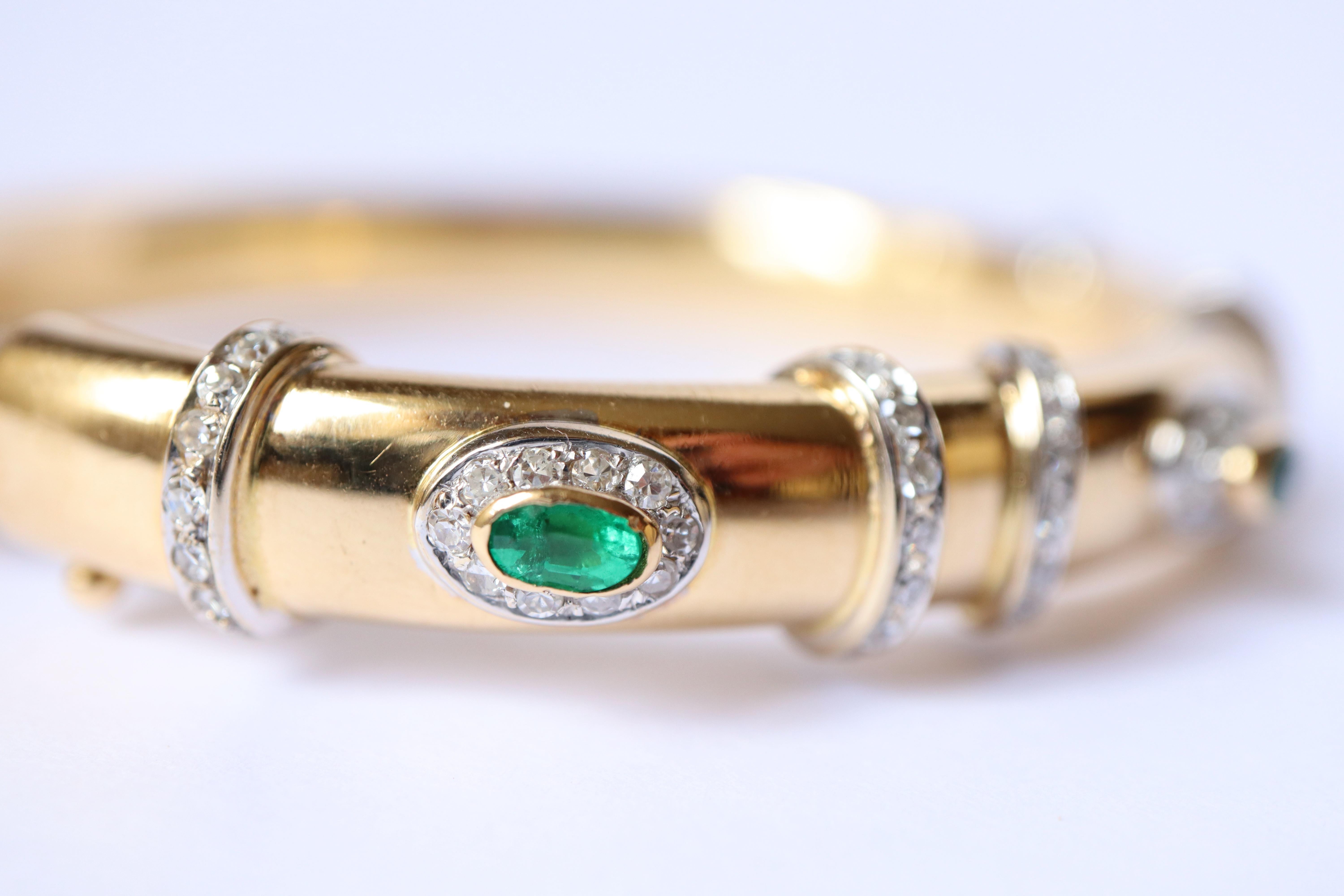 Cartier Rigid Emerald Bracelet 1960 in Yellow and White Gold 18 kt and Diamonds 9