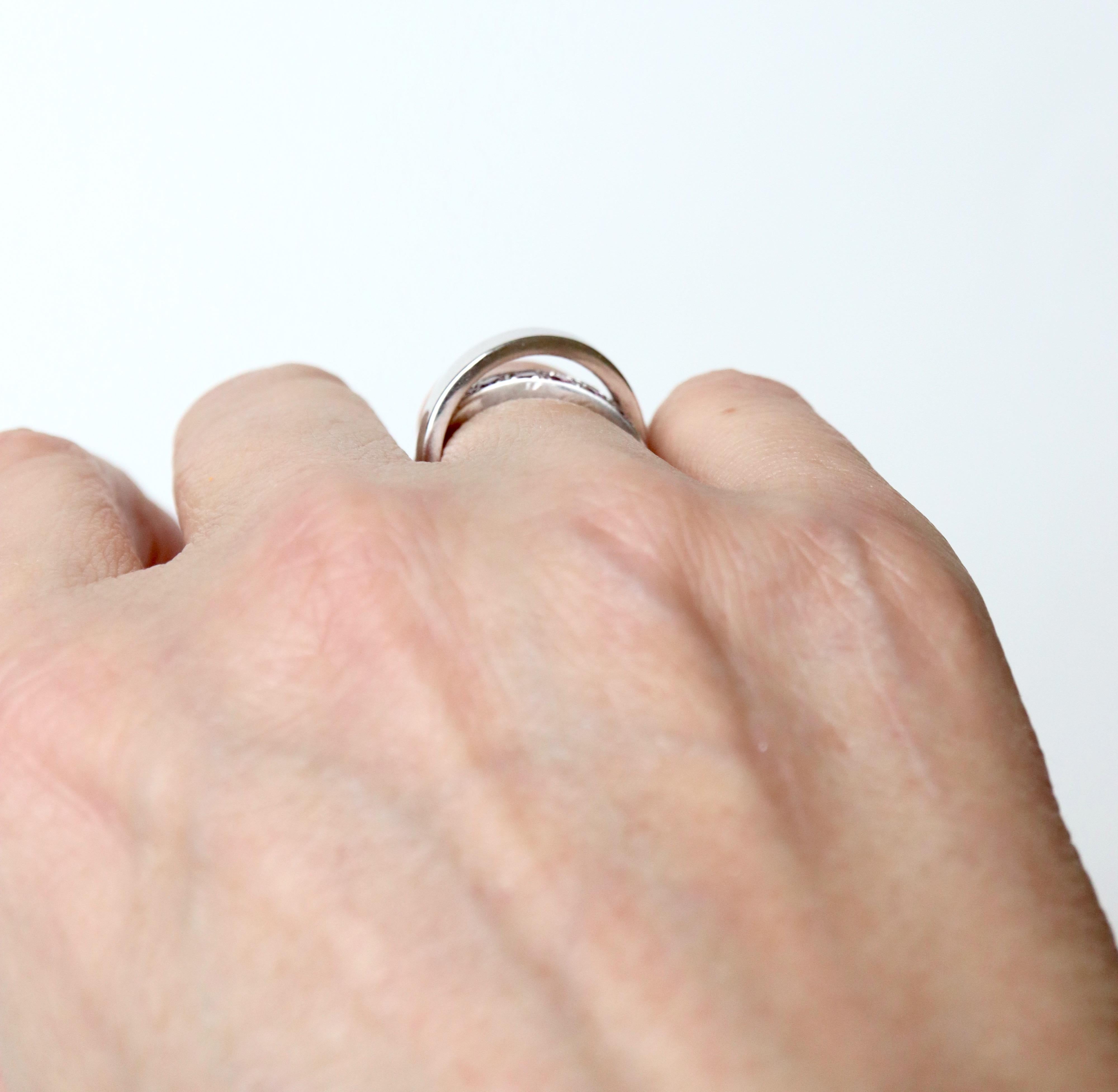 CARTIER Ring in 18-carat white gold, double ring set with pink Sapphires For Sale 7