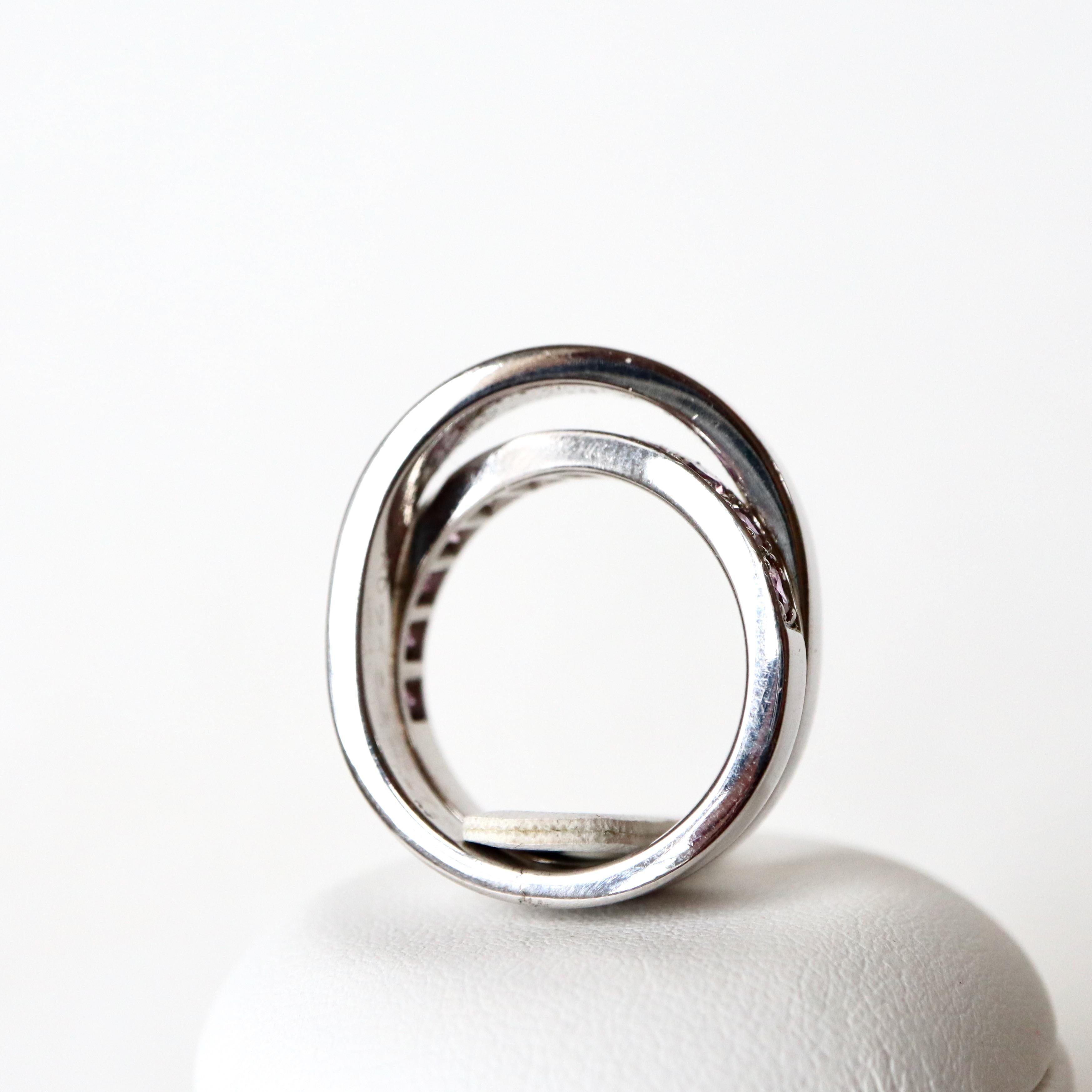 CARTIER Ring in 18-carat white gold, double ring set with pink Sapphires For Sale 2