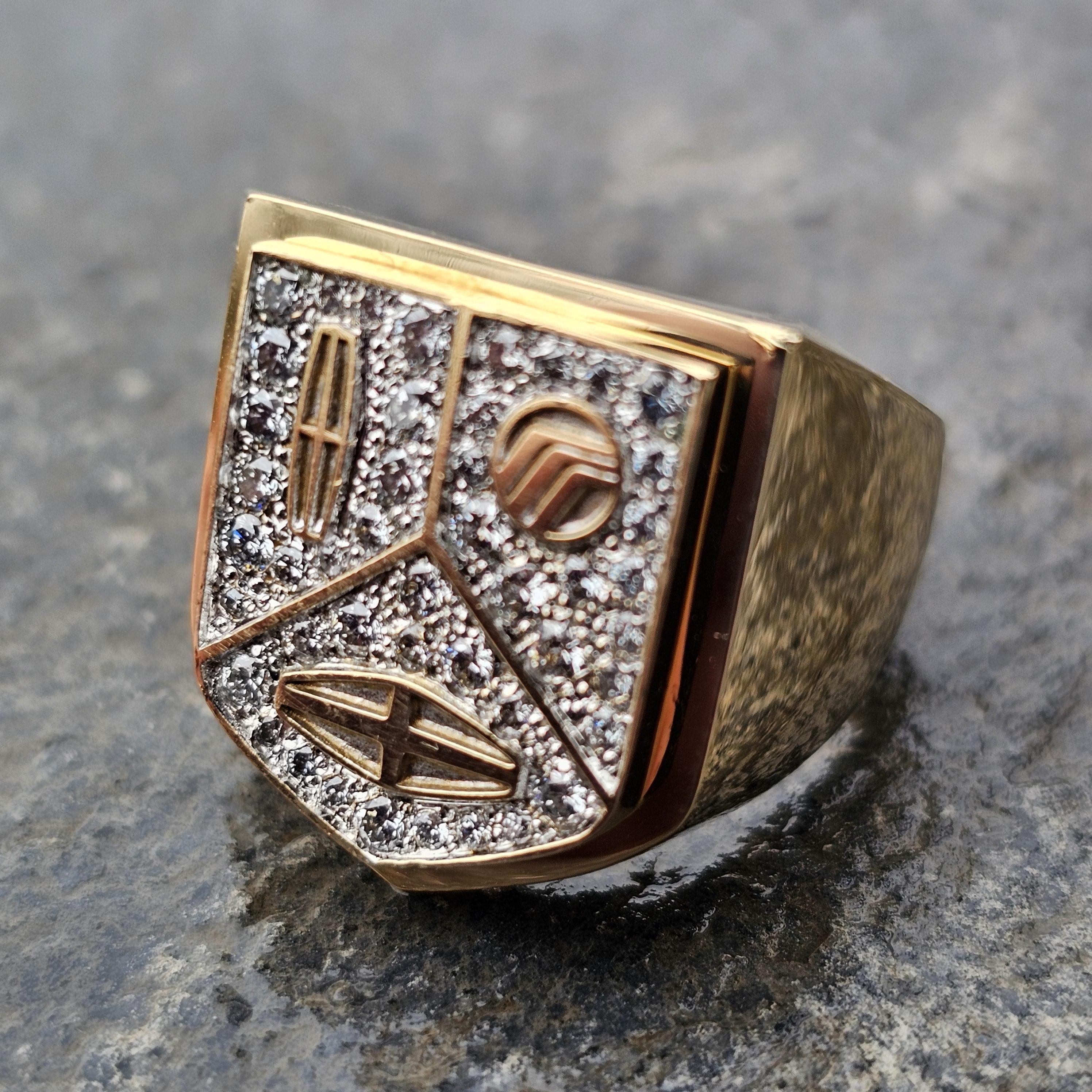 Cartier Ring Lincoln Mercury Merkur Diamond Pinky Signet Mens 18k Yellow Gold 8 For Sale 5