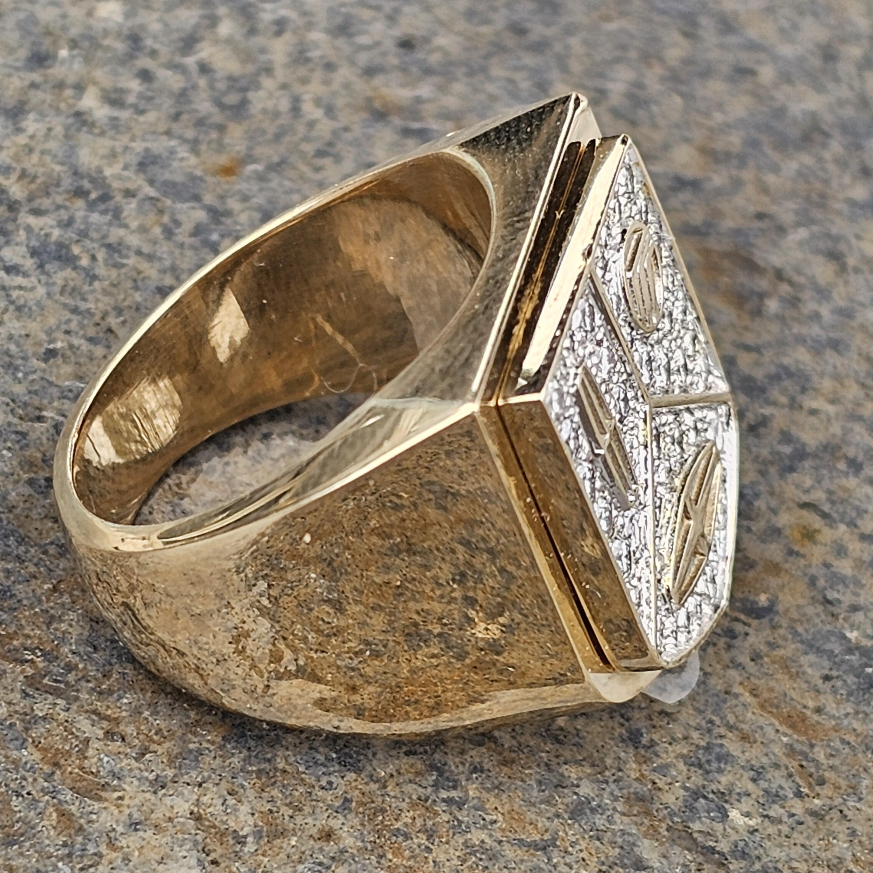 Cartier Ring Lincoln Mercury Merkur Diamond Pinky Signet Mens 18k Yellow Gold 8 For Sale 2