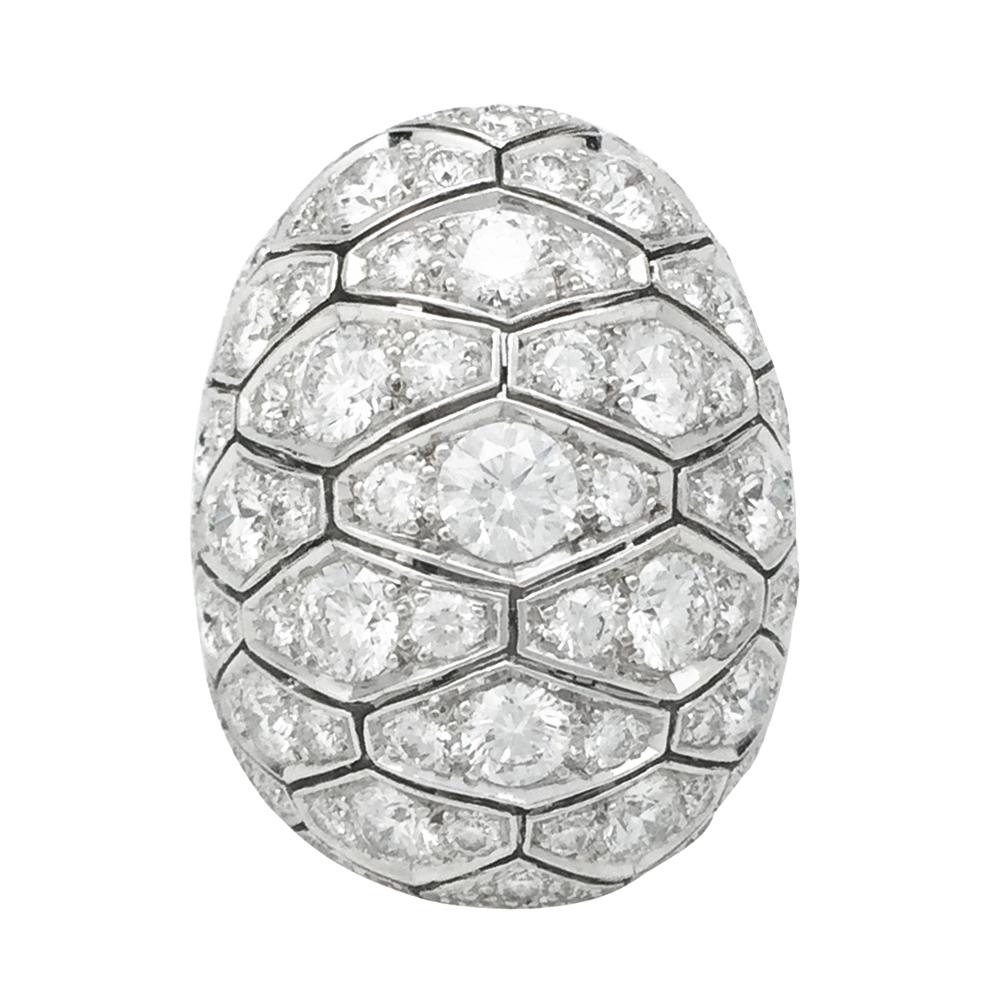 A 950/000 platinum Haute Joaillerie Cartier ring, 