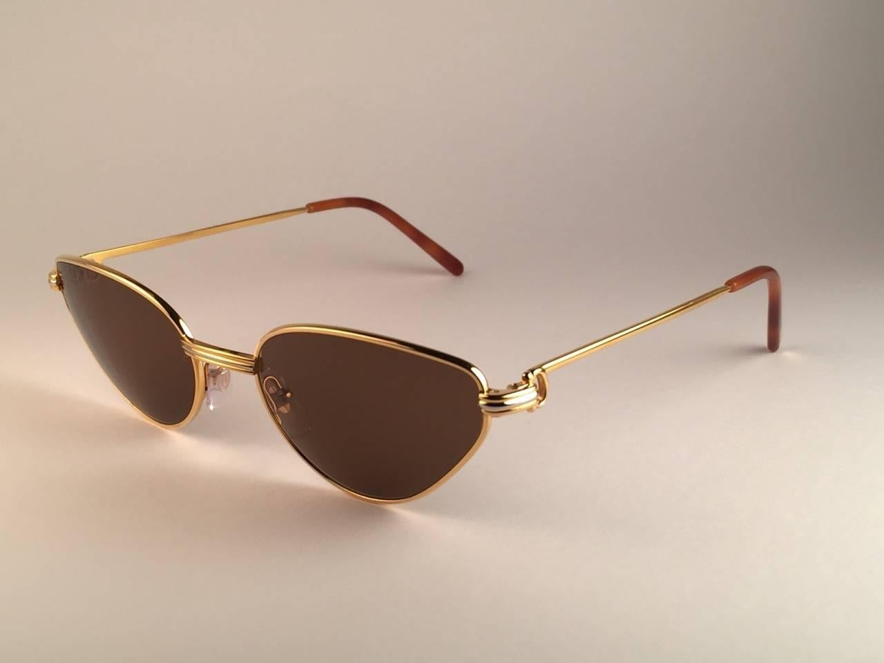Cartier Rivoli Vendome 56mm Cat Eye Heavy Gold Plated Sunglasses France In New Condition In Baleares, Baleares