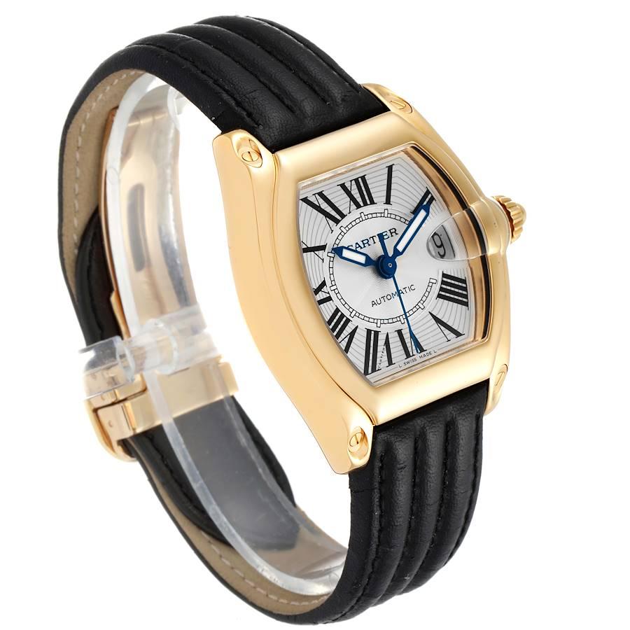 Große Herrenuhr Cartier Roadster 18 Karat Gelbgold W62005V2 im Zustand „Hervorragend“ im Angebot in Atlanta, GA