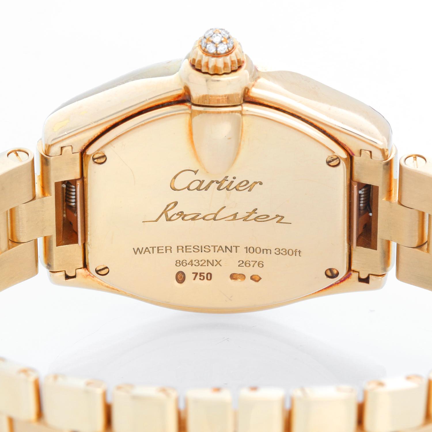 Cartier Roadster 18k Yellow Gold Quartz WE5001X1 2676 In Excellent Condition In Dallas, TX