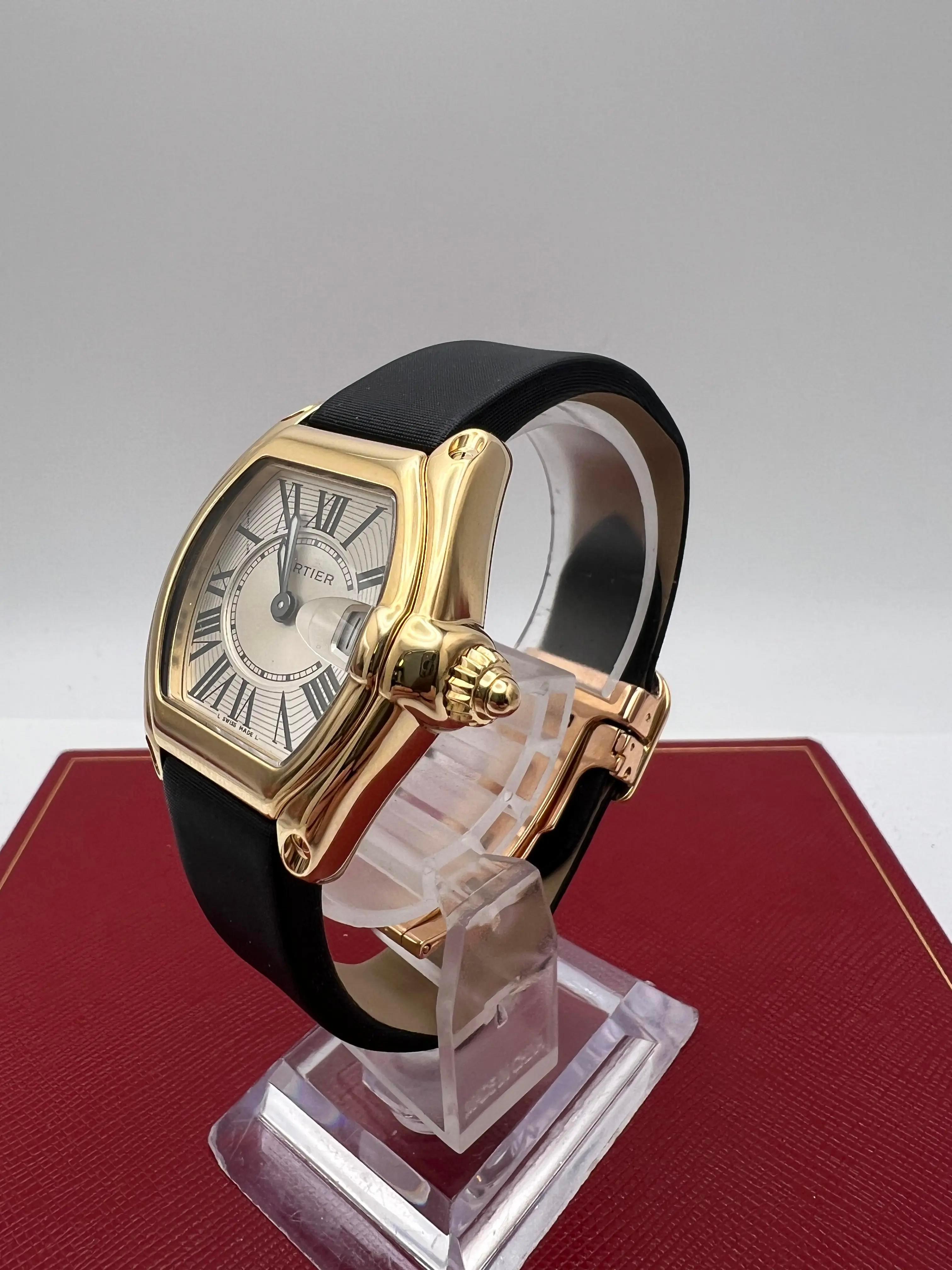 Cartier Roadster 31mm 18K Yellow Gold Silver Dial Box Papers W62018Y5 For Sale 3