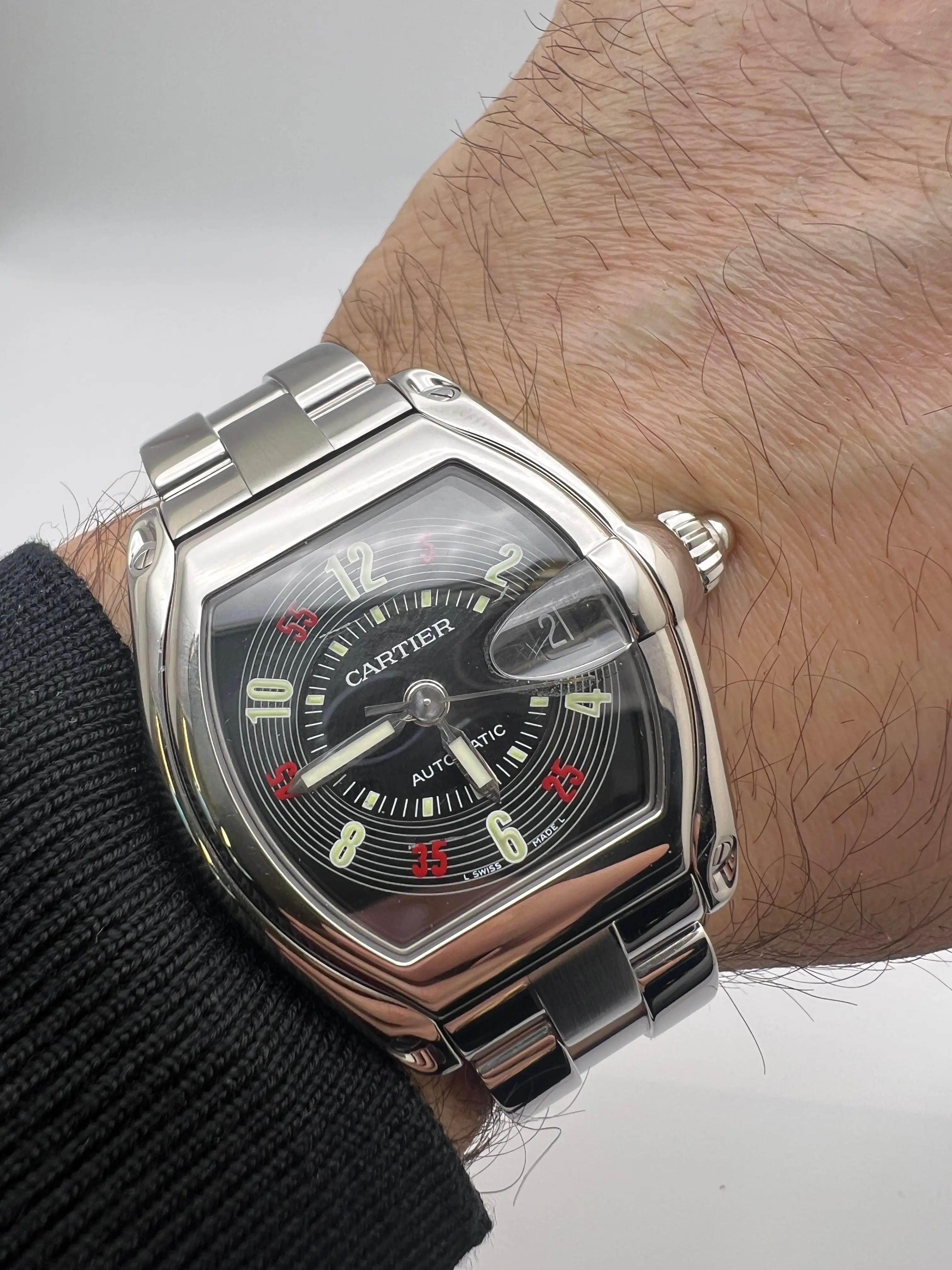 Cartier Roadster Schwarz Vegas Zifferblatt 38mm Box Papiere W62002V3 im Zustand „Hervorragend“ im Angebot in New York, NY