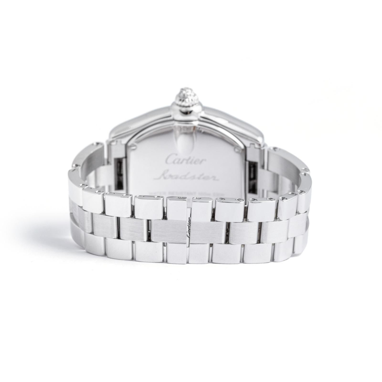 Cartier Roadster Diamond White Gold 18K Wristwatch In Excellent Condition For Sale In Geneva, CH