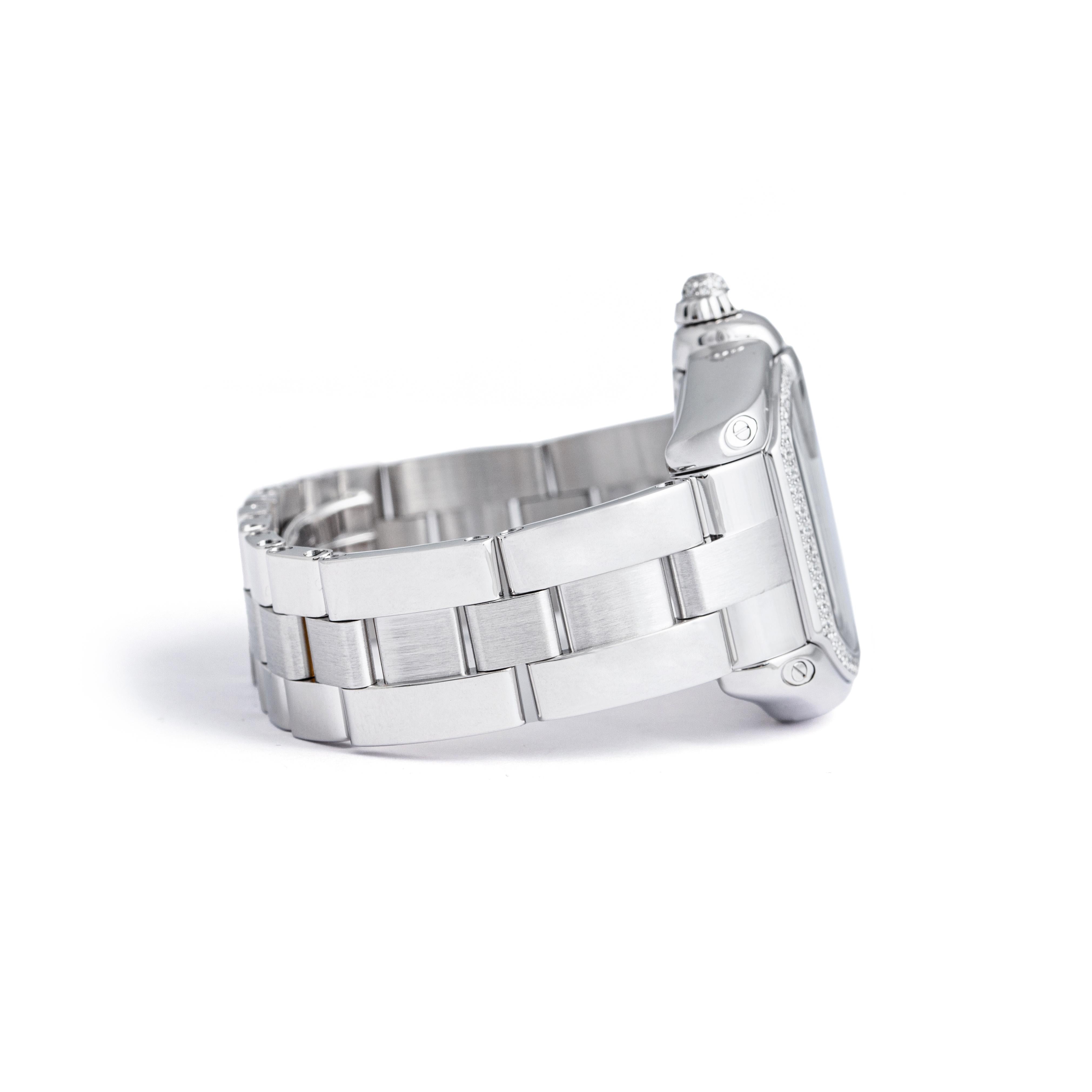 Montre-bracelet Cartier Roadster en or blanc 18 carats et diamants en vente 2