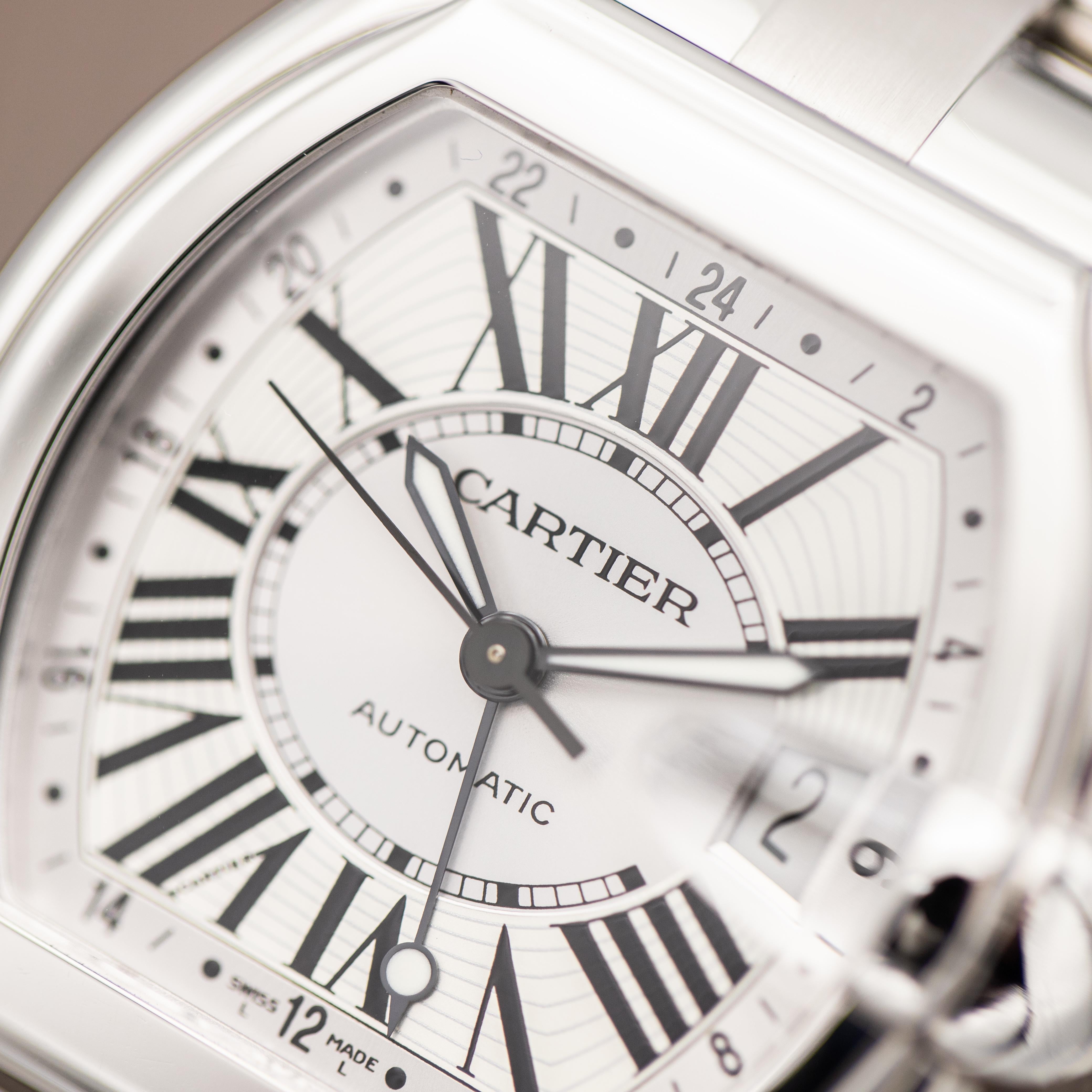 Modern Cartier Roadster GMT XL 42mm - Vintage Men's Automatic Watch For Sale