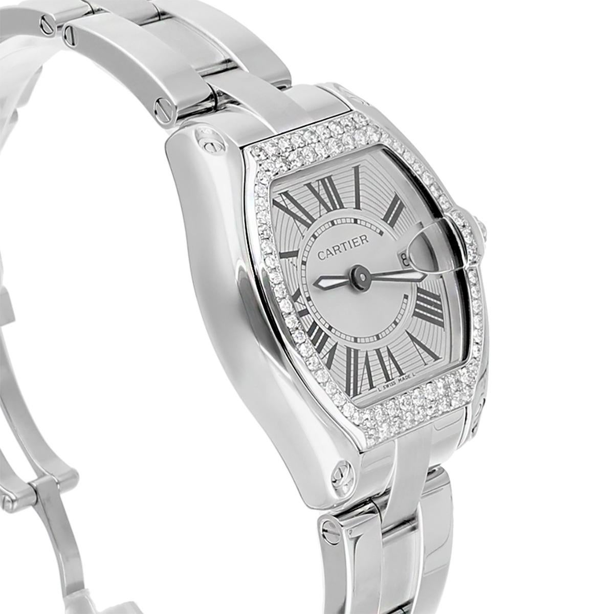 Cartier Montre Roadster pour femmes avec cadran argenté en acier inoxydable et lunette en diamant W62016V3 en vente 2