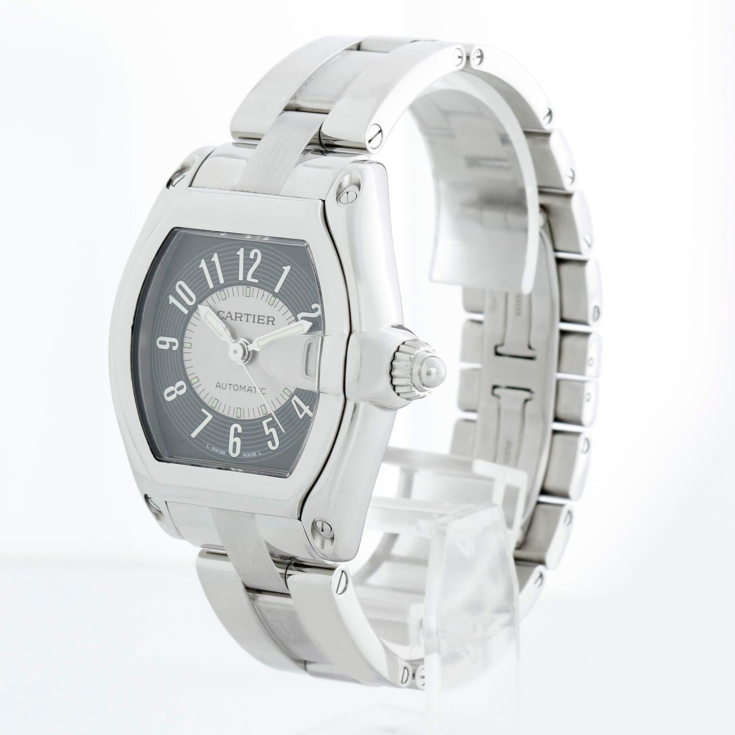 Cartier Roadster Men's Stainless Steel Automatic Watch W62002V3 2510 In Excellent Condition For Sale In Dallas, TX