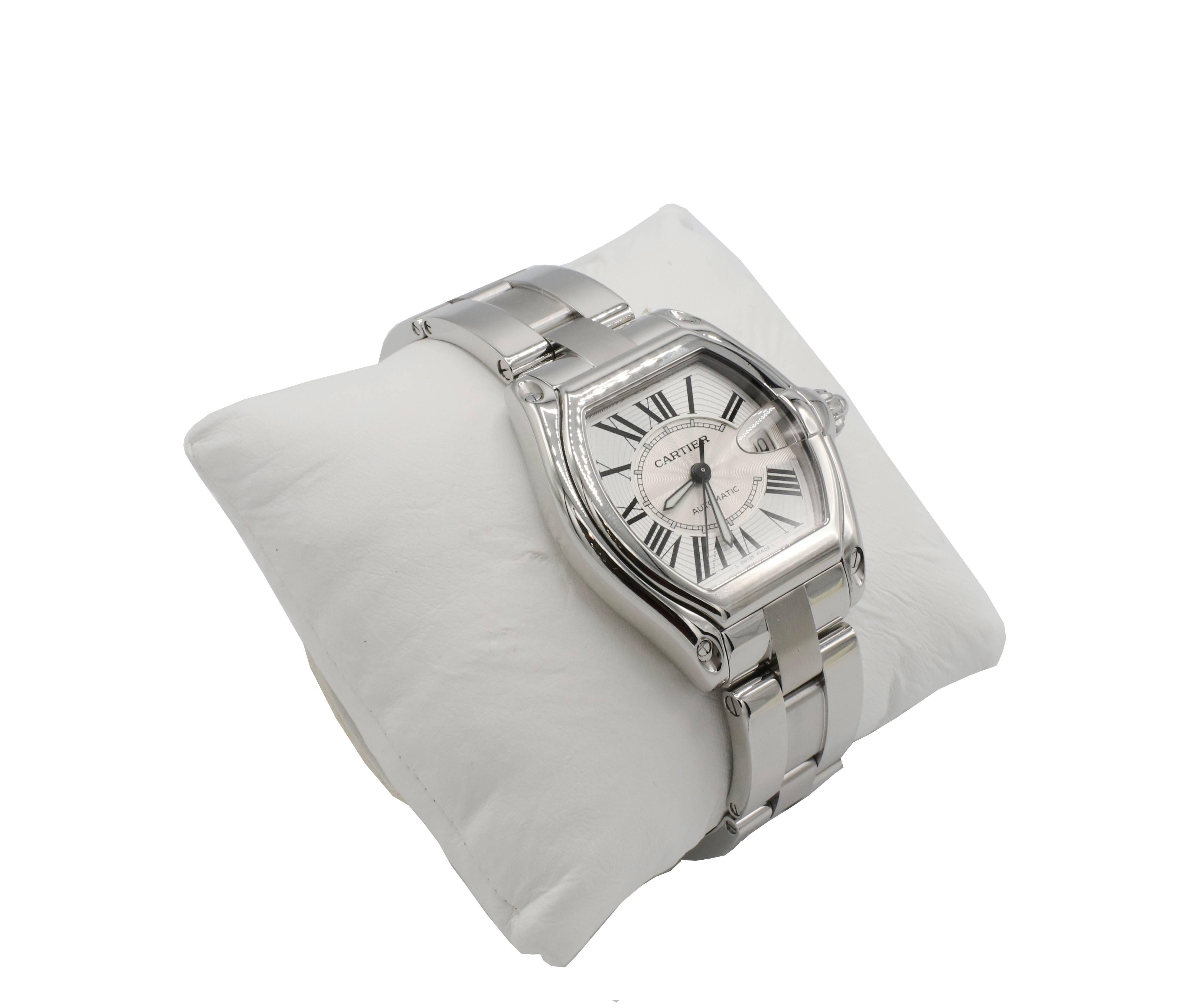Orologio Cartier Roadster XL Automatico in Steele W62025V3 2510 Scatola e Documenti 
Metallo: Acciaio inossidabile
Model No: W62025V3
Seriale: 25105412**** (2009)
Movimento: Automatico
Quadrante: argento
Cassa: 44 x 39 mm
Dimensioni: Si adatta a un