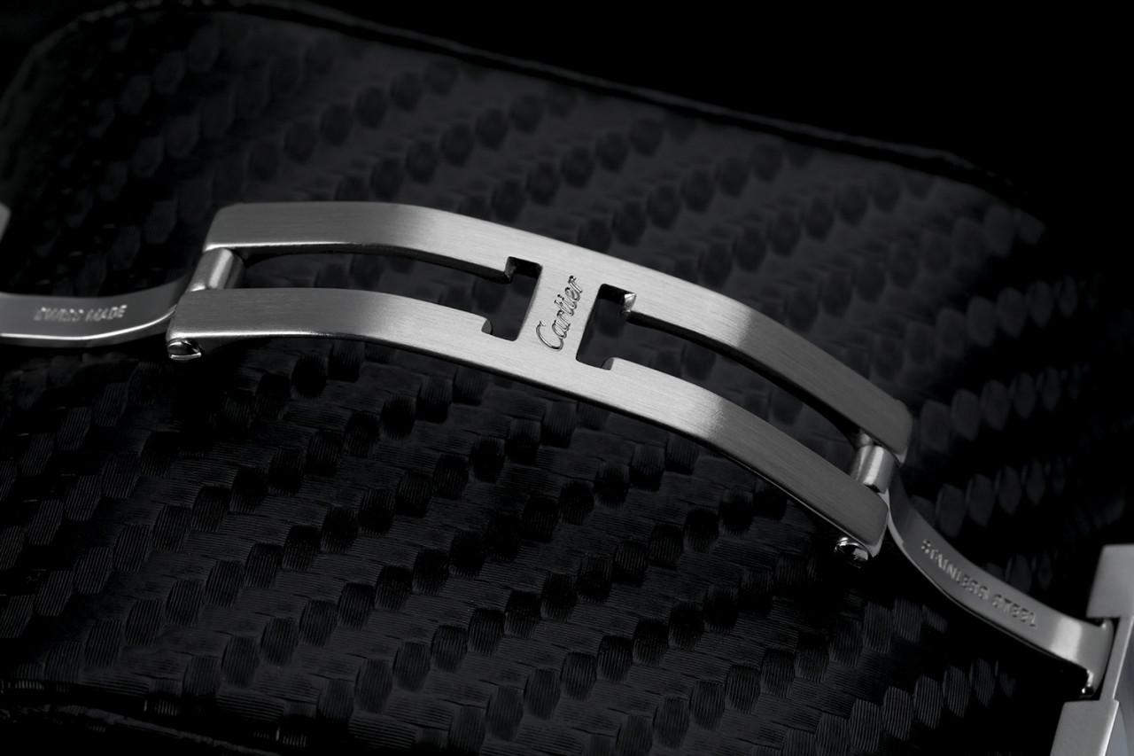 Cartier Montre Roadster XL Chrono en acier inoxydable avec cadran en argent et diamants W62020X6 Pour hommes en vente