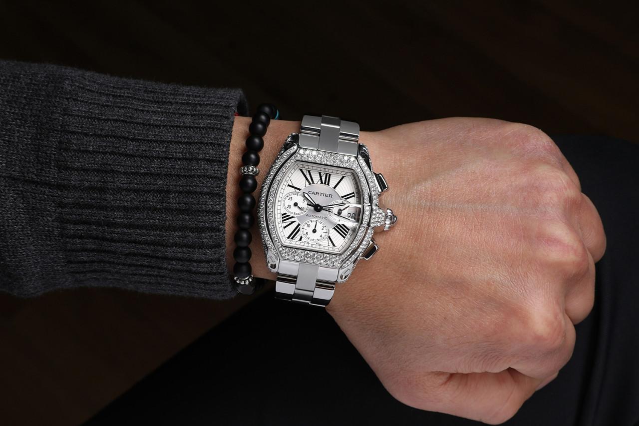 Cartier Roadster XL Chrono Stainless Steel Diamond Watch Silver Dial W62020X6 In Excellent Condition For Sale In New York, NY