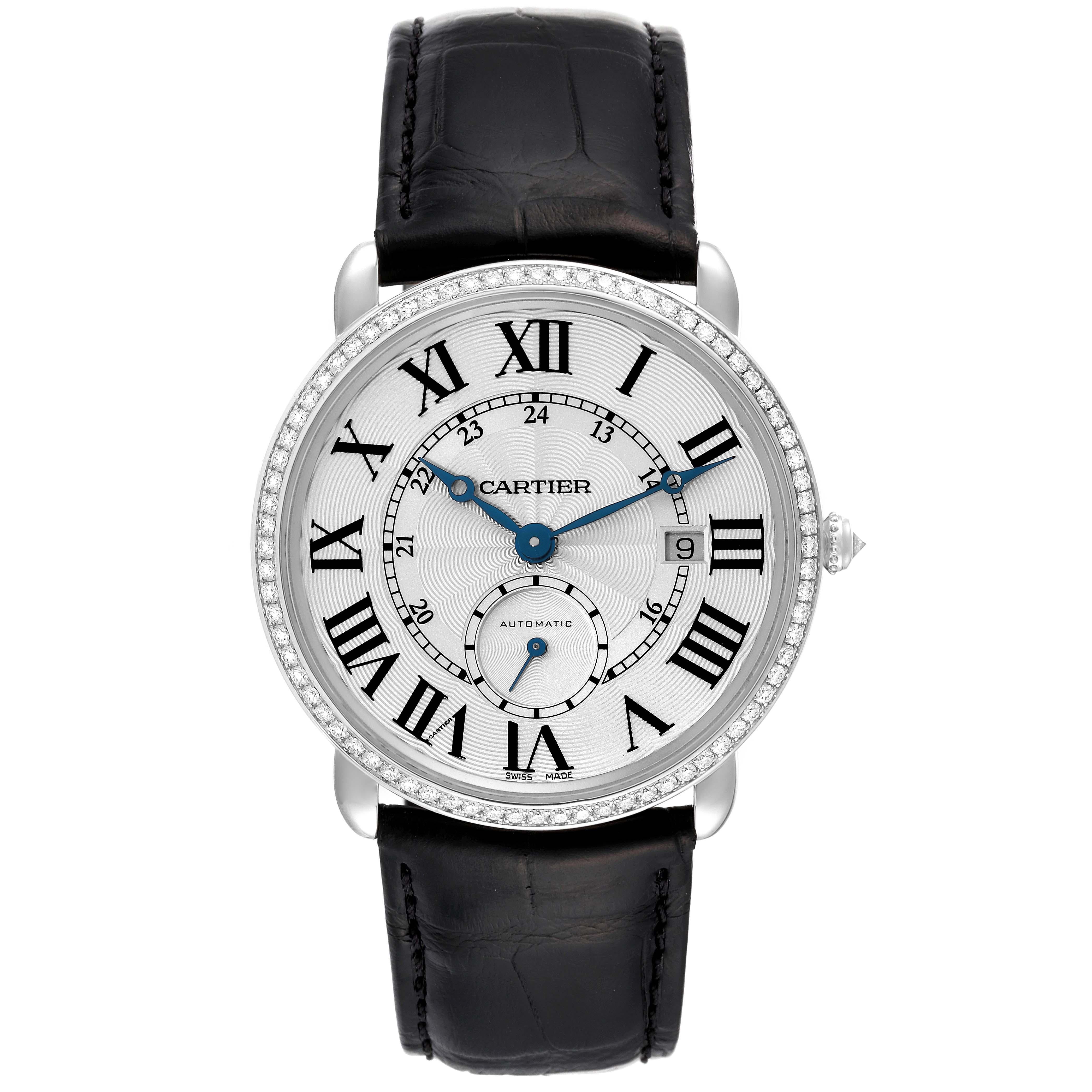 Cartier Ronde Louis White Gold Diamond Bezel Silver Dial Mens Watch 3685. Automatic self-winding movement. 18k white gold case 40.0 mm in diameter. Transparent exhibition sapphire crystal case back. Circular grained crown set with an original