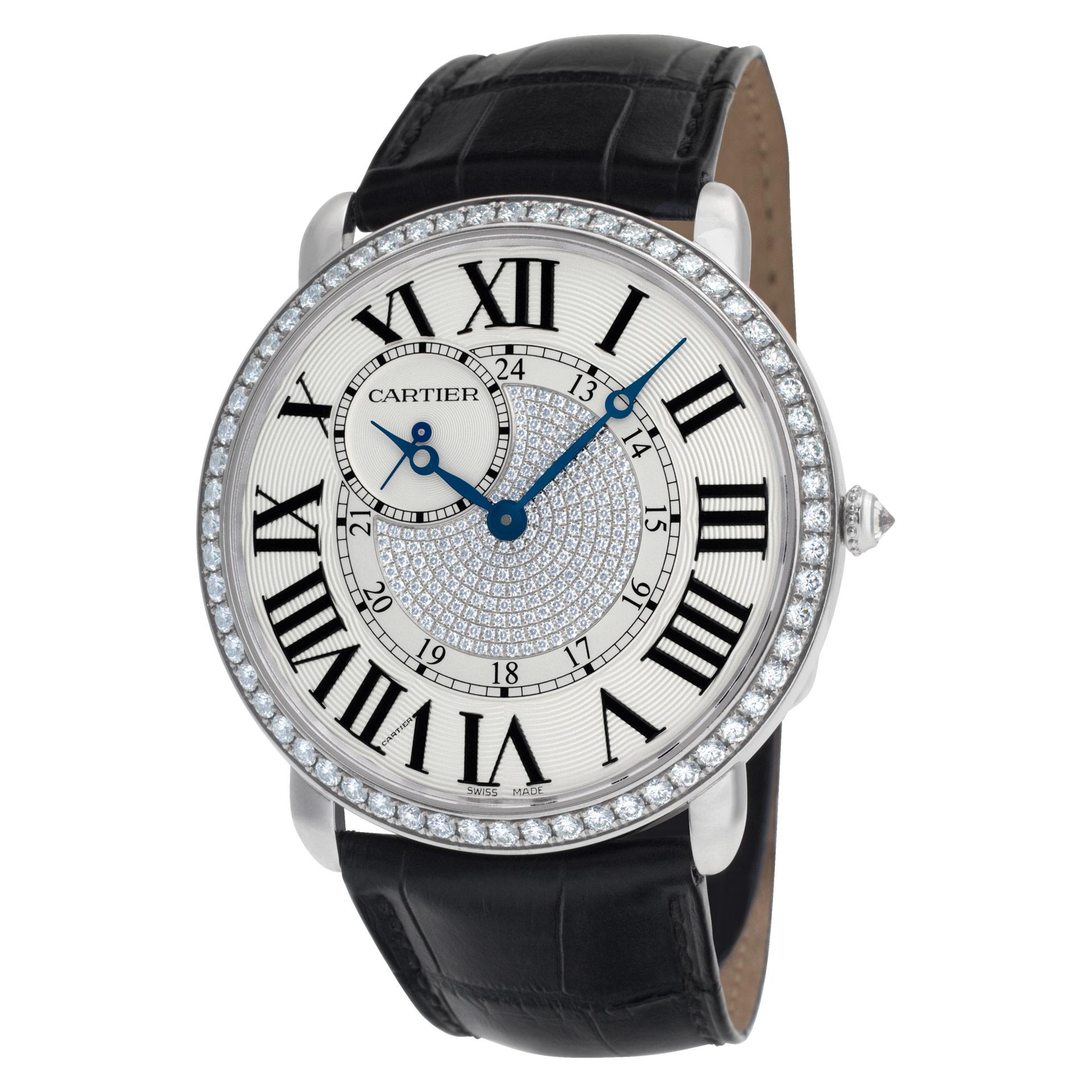 Cartier Ronde Louis in 18k white gold with factory diamond bezel & center pave diamond dial on a leather strap. Manual w/ subseconds. Ref WR007004. Fine Pre-owned Cartier Watch. Certified preowned Cartier Ronde Louis WR007004 watch is made out of