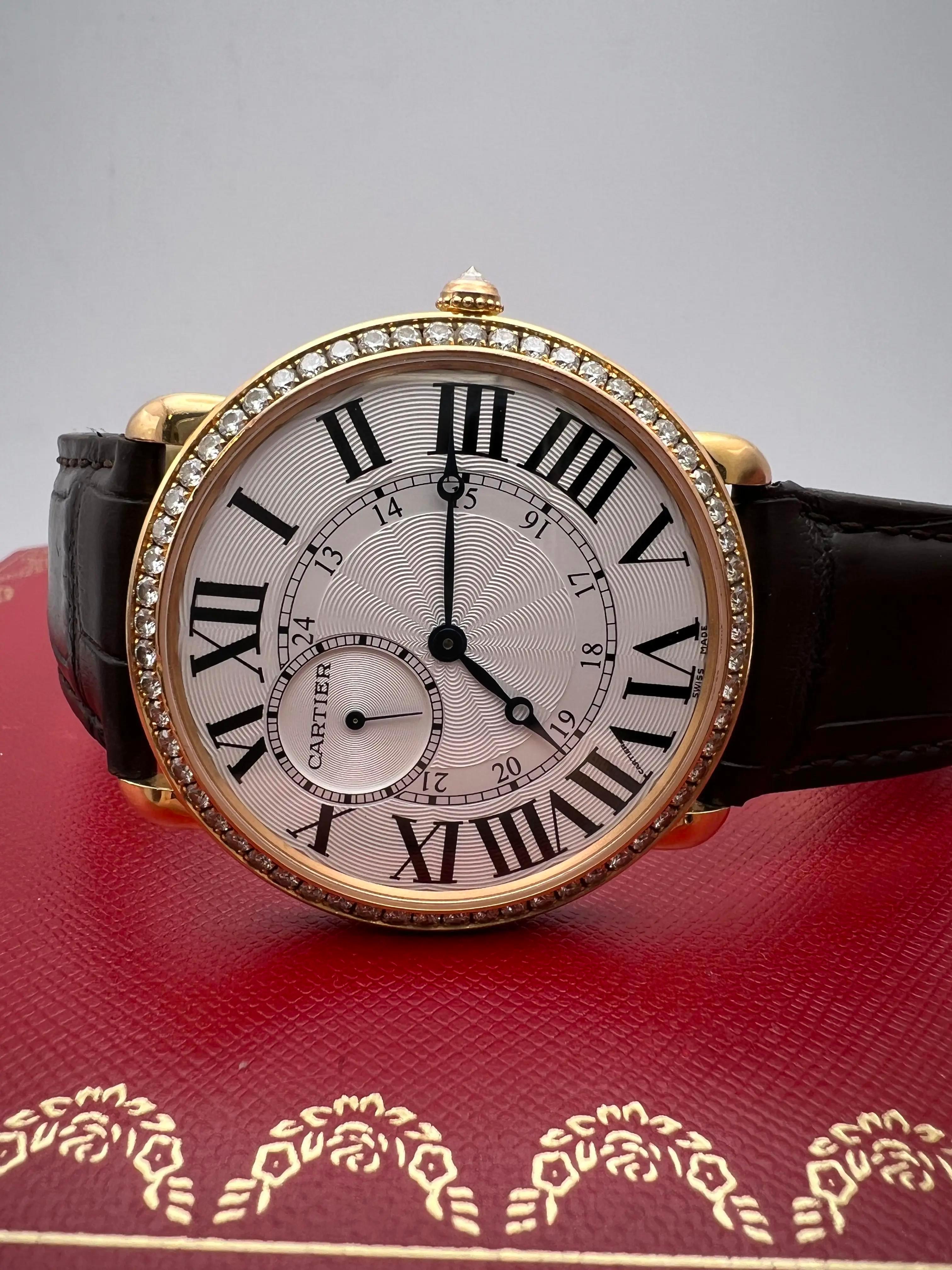 Cartier Ronde Louis XL 42 mm en or rose 18 carats avec lunette en diamant WR007001 Unisexe en vente
