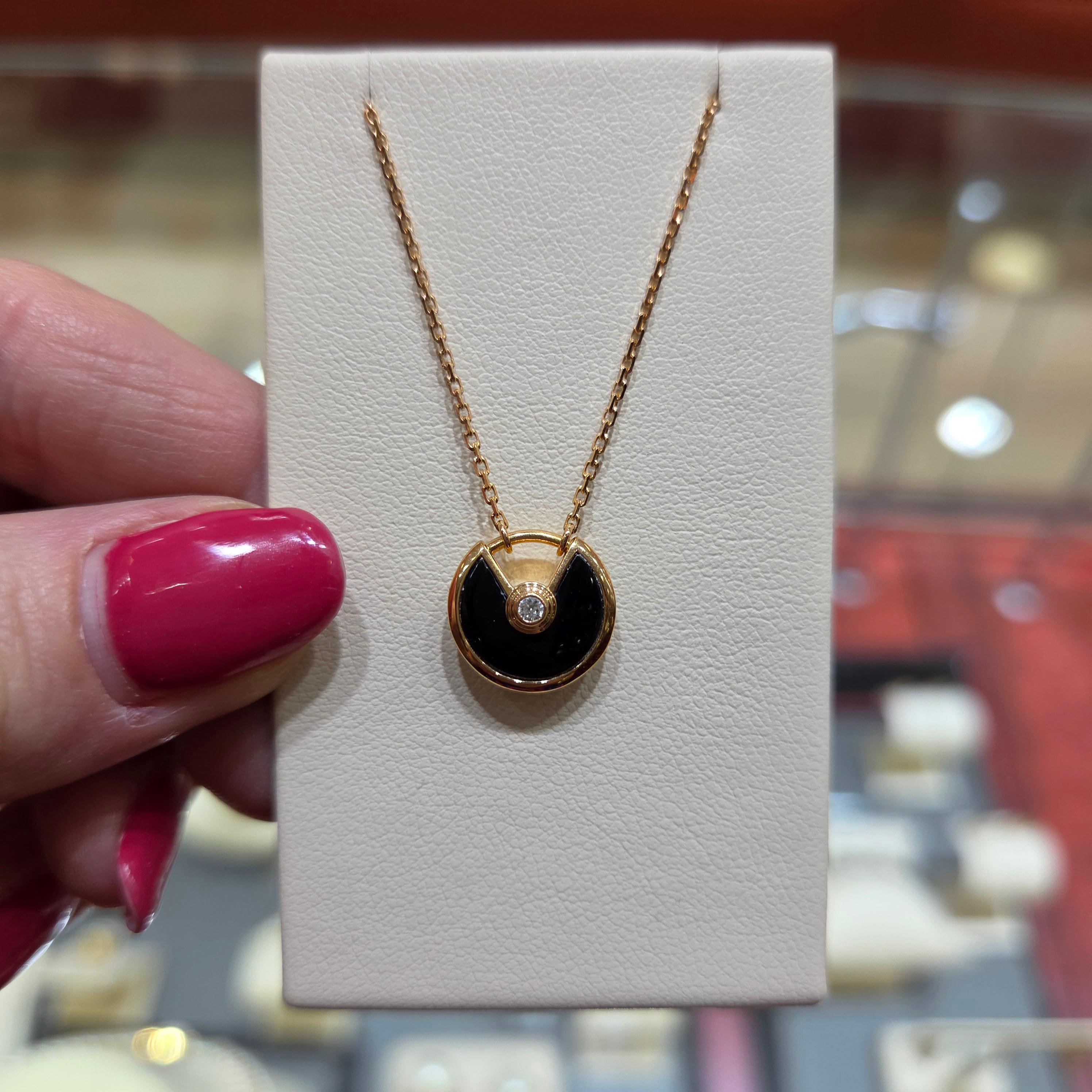 Round Cut Cartier Rose Gold and Onyx Amulette Necklace For Sale