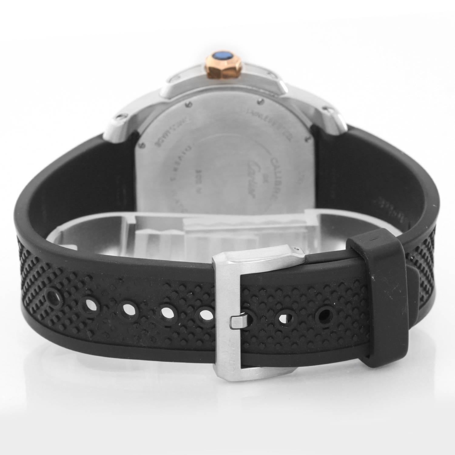 Cartier Montre-bracelet automatique Calibre de Cartier Diver à cadran noir en or rose Excellent état à Dallas, TX