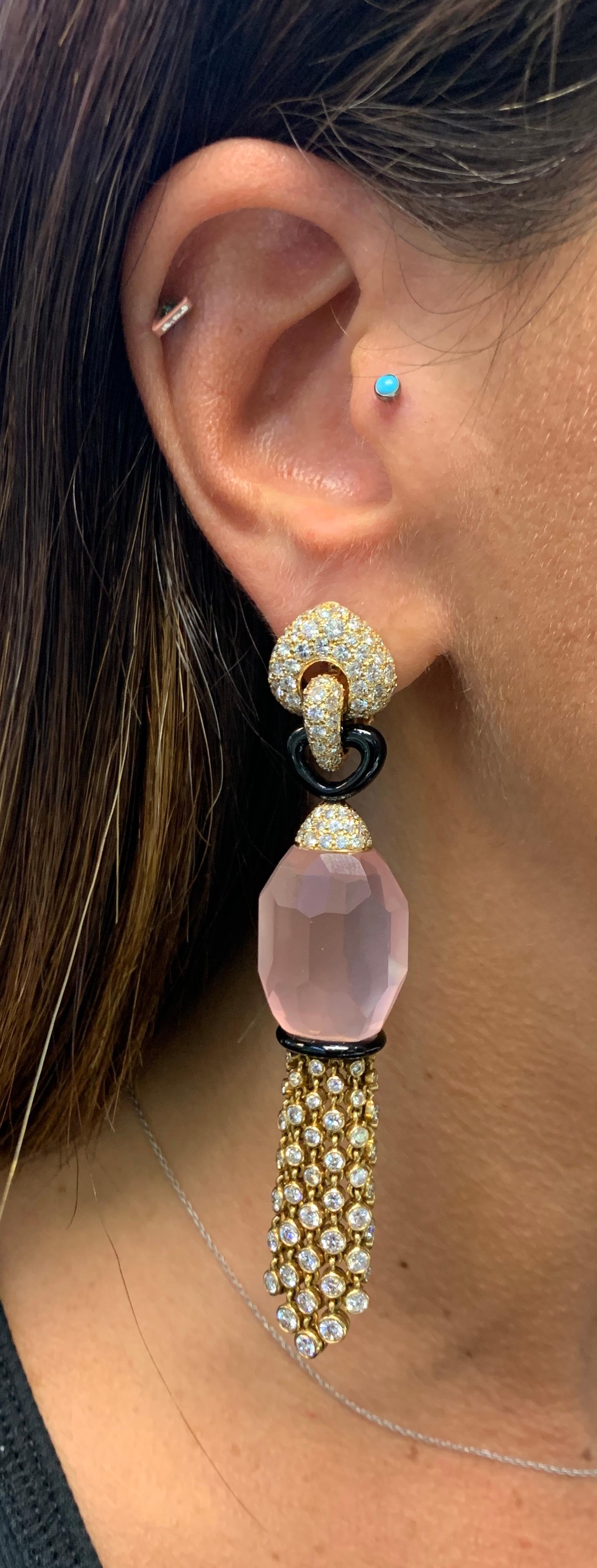 Cartier Boucles d'oreilles à pompon en quartz rose et diamant Excellent état à New York, NY
