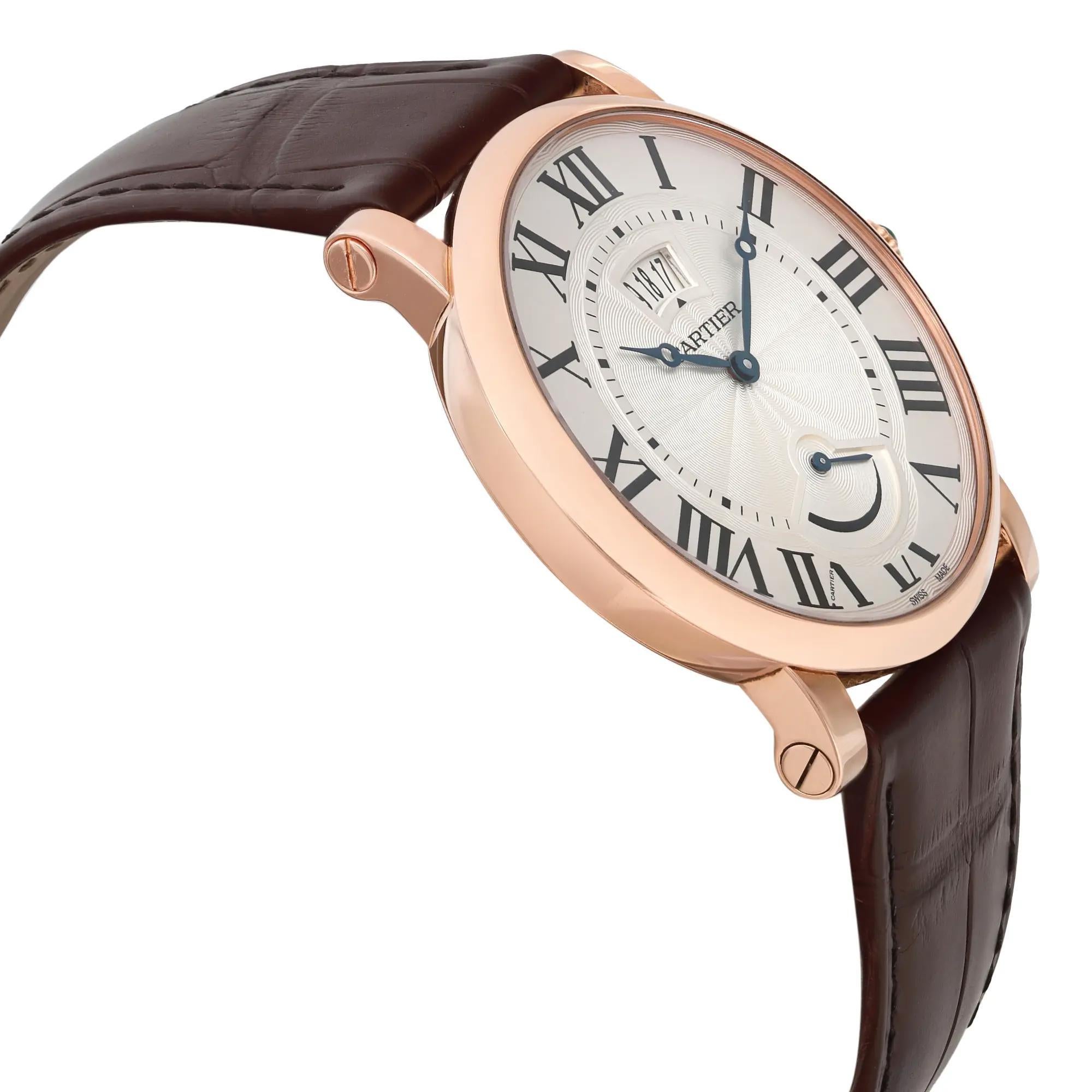 Cartier Rotonde Kalender 40mm 18K Roségold Silber Zifferblatt Handaufzug Uhr W1556252 Damen im Angebot