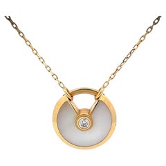 Cartier Halskette mit Anhänger aus 18 Karat Gelbgold mit rundem Diamanten im Brillantschliff