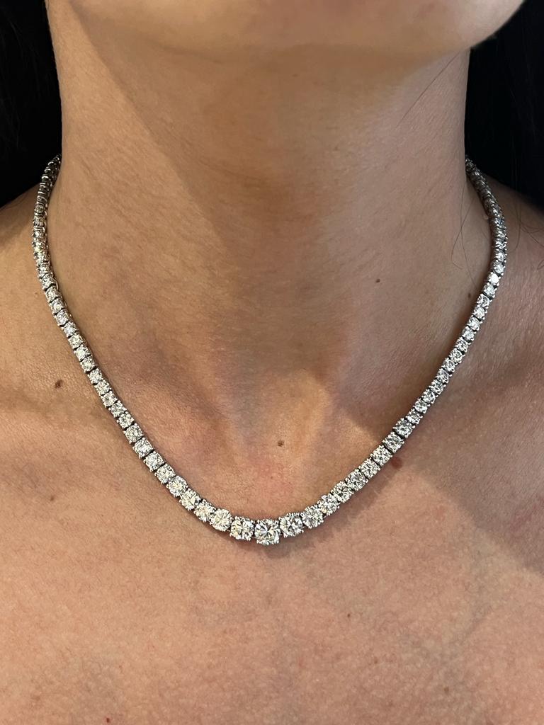 Cartier Collier de tennis en platine avec diamants à taille - Main Image