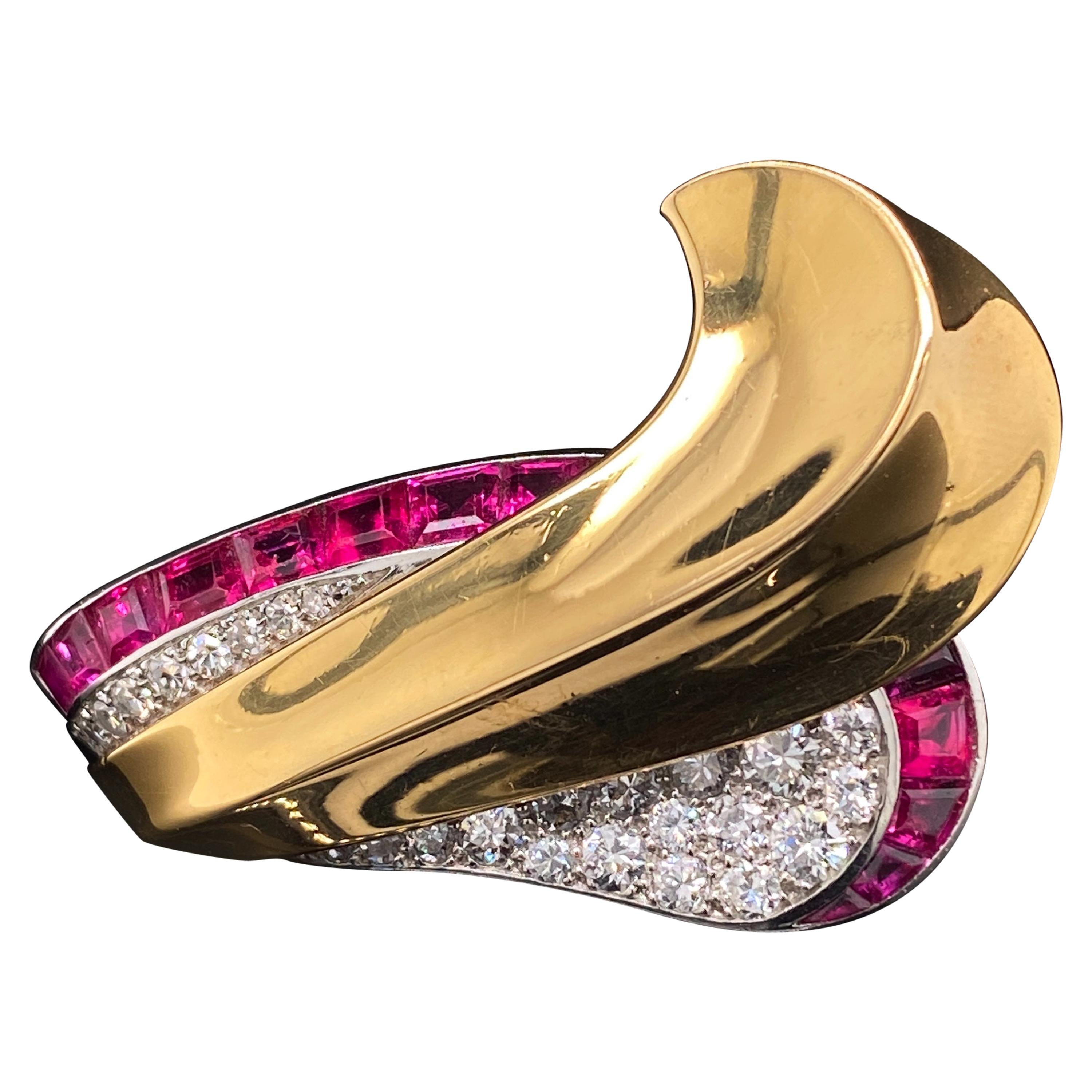 Cartier Ruby and Diamond 18 Karat Yellow Gold Brooch, Circa 1950. For Sale