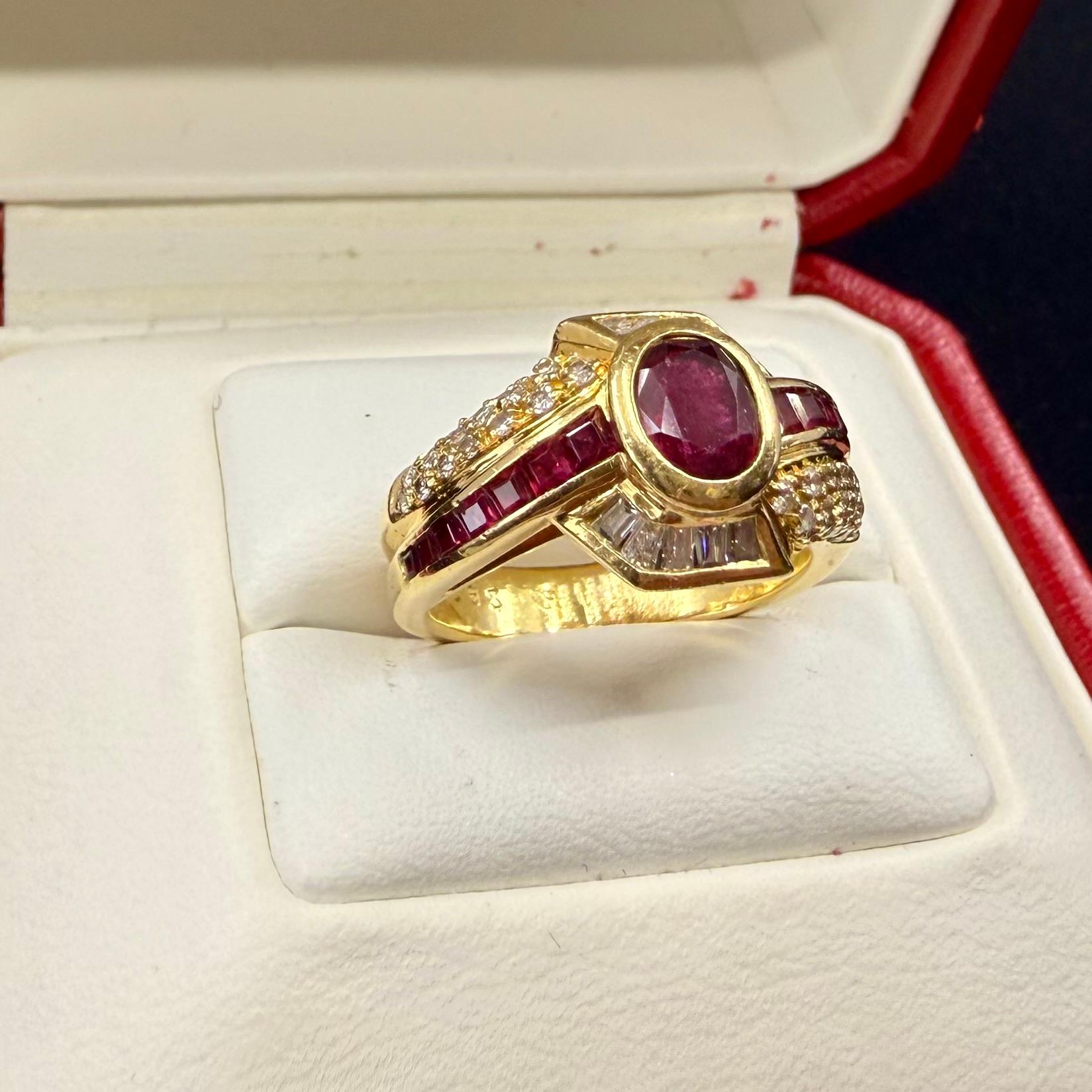 Women's or Men's Cartier Ruby and Diamond 18k Yellow Gold Cocktail Ring 1980's For Sale