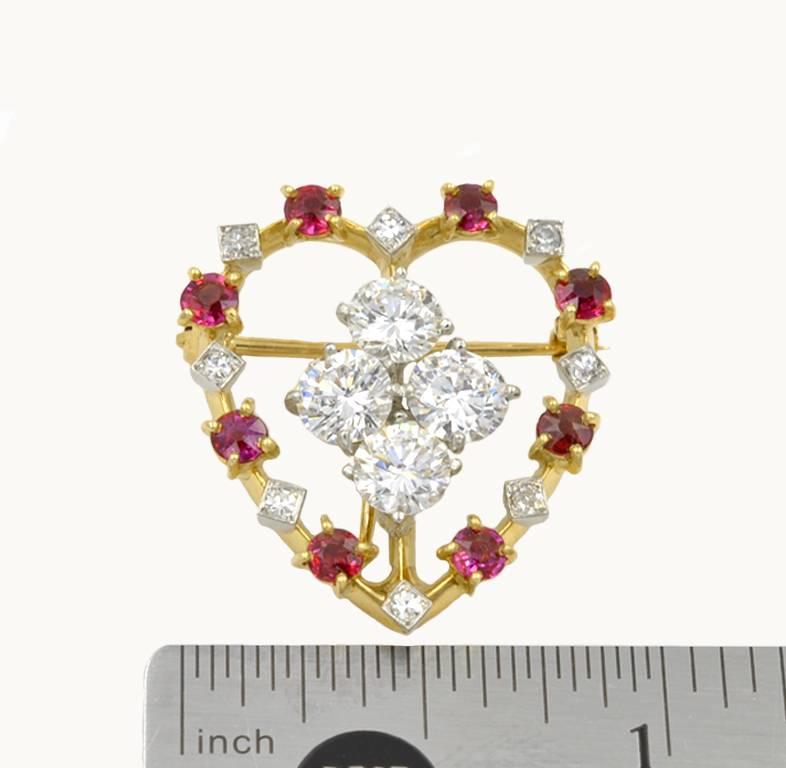Cartier Ruby and Diamond Platinum and 18 Karat Gold Heart Brooch For Sale 1