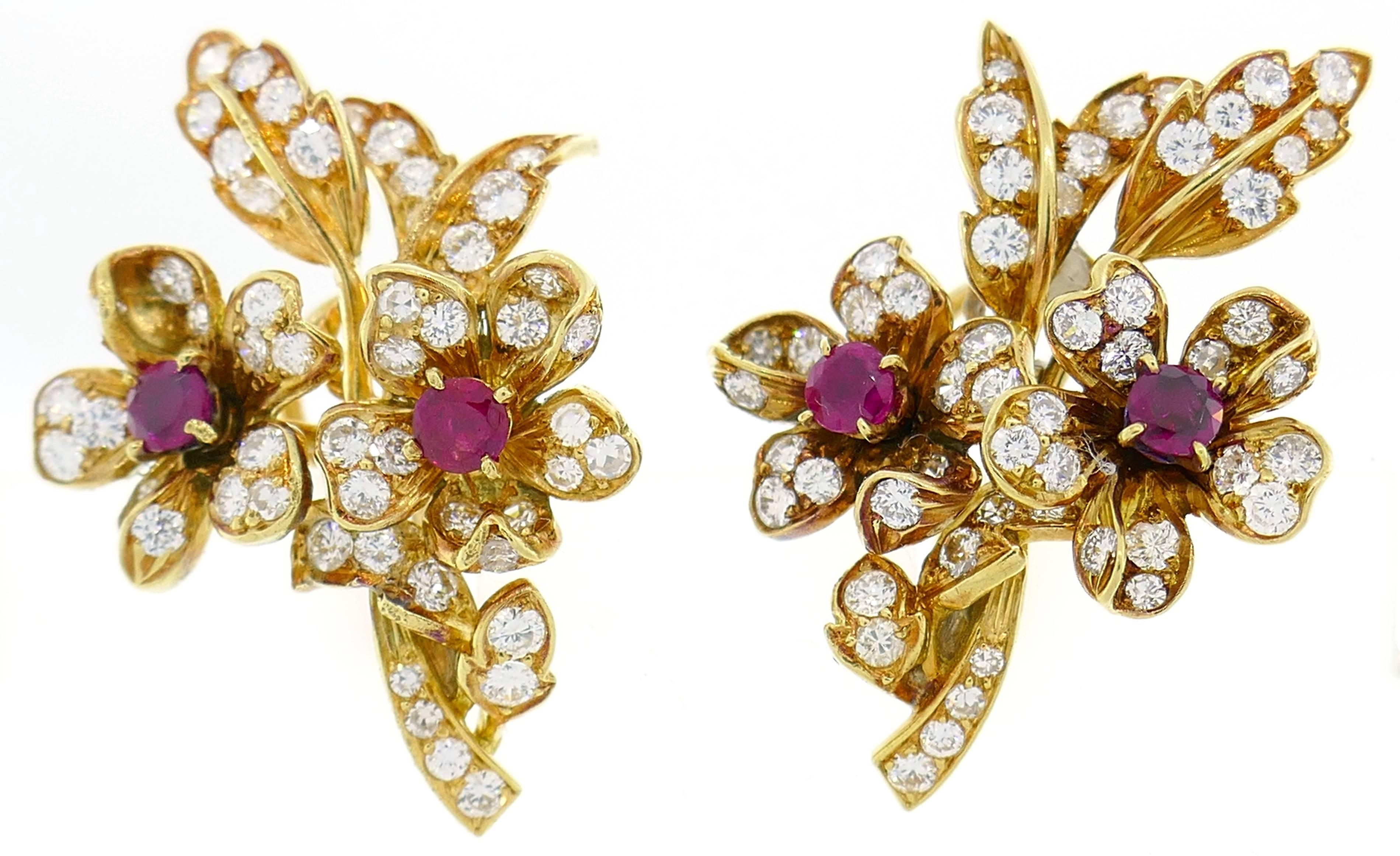 Women's Cartier Ruby Diamond En Tremblant Yellow Gold Earrings