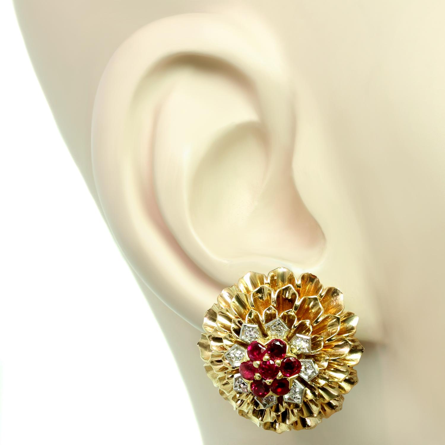 Women's Cartier Ruby Diamond Yellow Gold Clip-On Earrings, 1960s