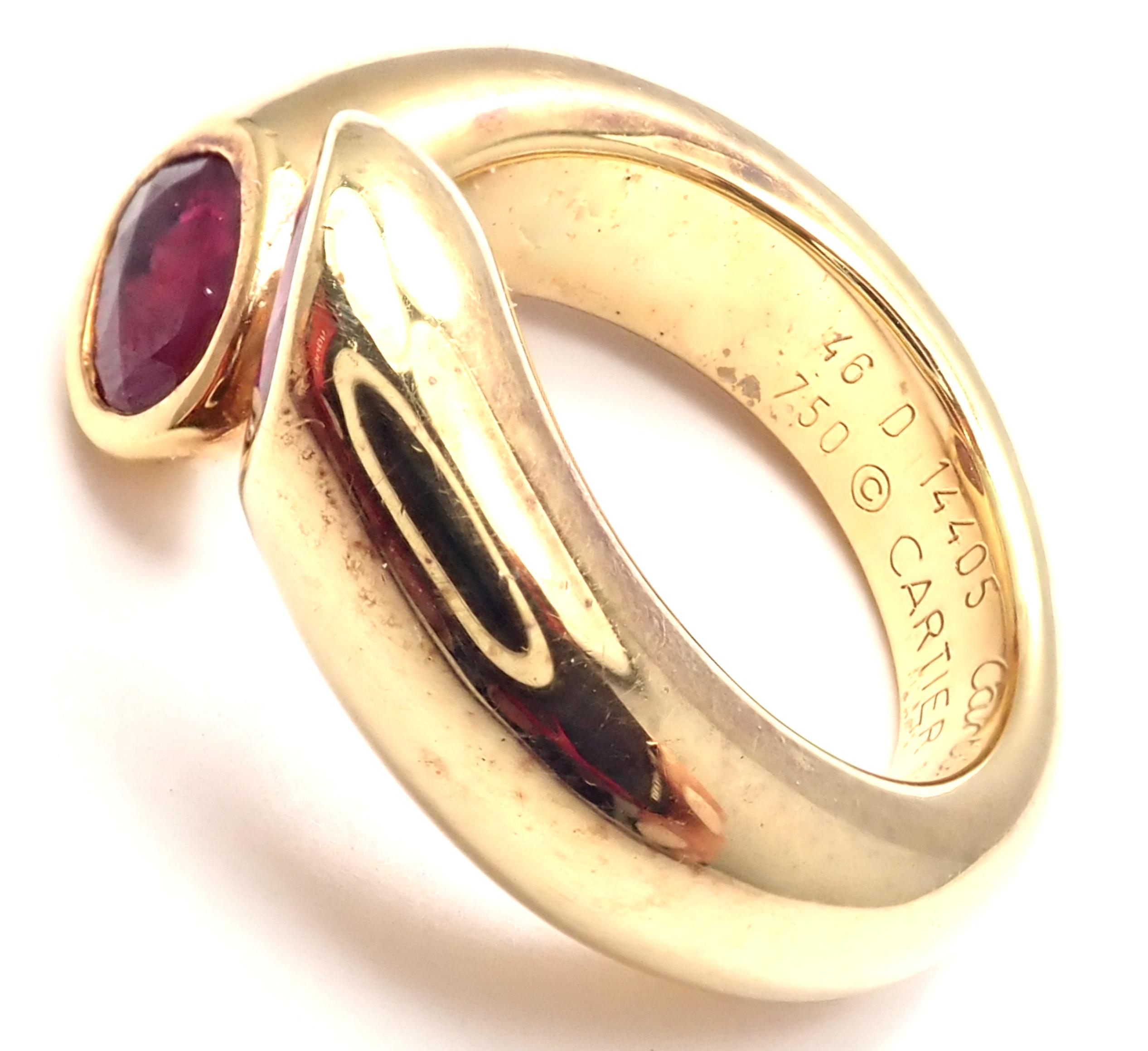 Cartier Ruby Ellipse Deux Tetes Croisees Bypass Yellow Gold Band Ring In Excellent Condition In Holland, PA