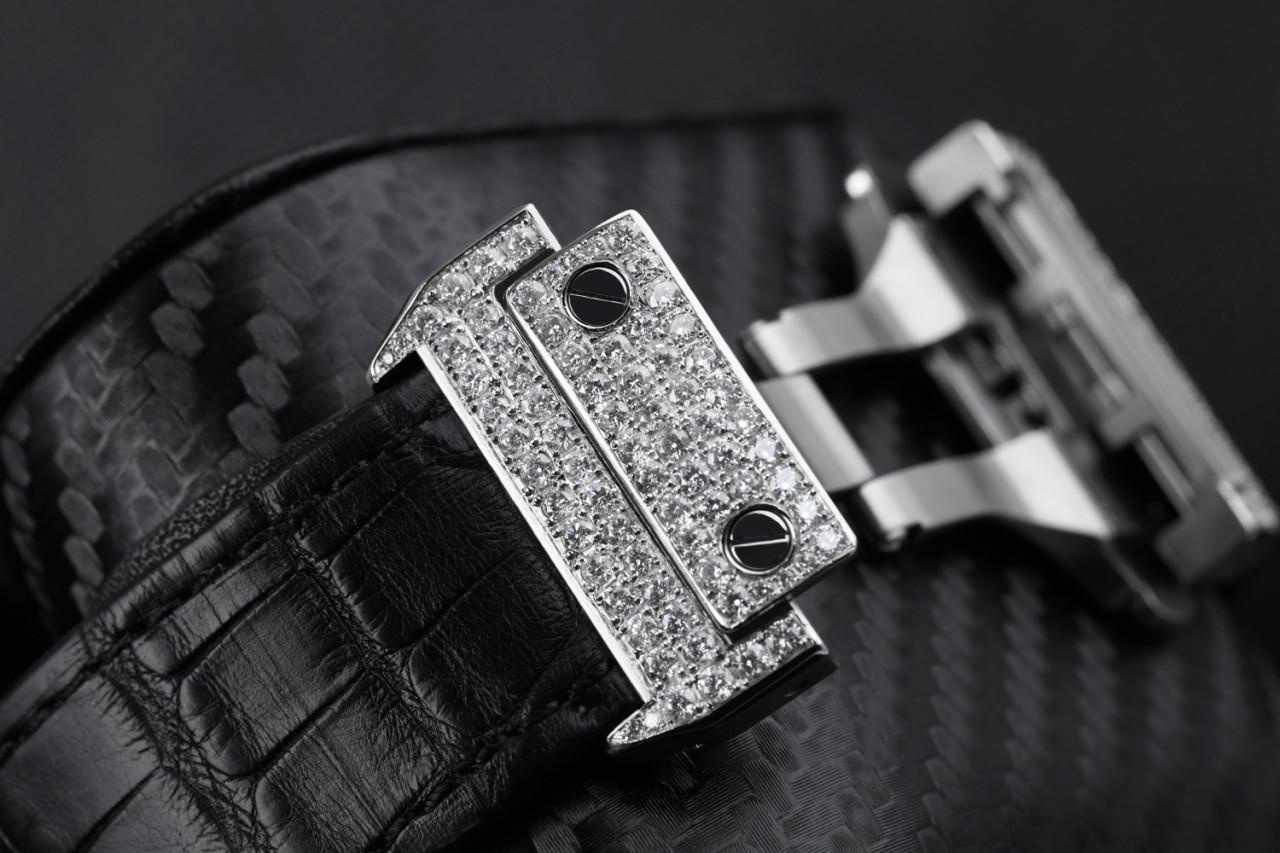 Montre chronographe Cartier Santos 100 XL en acier inoxydable écaillé W20090X8 en vente 4