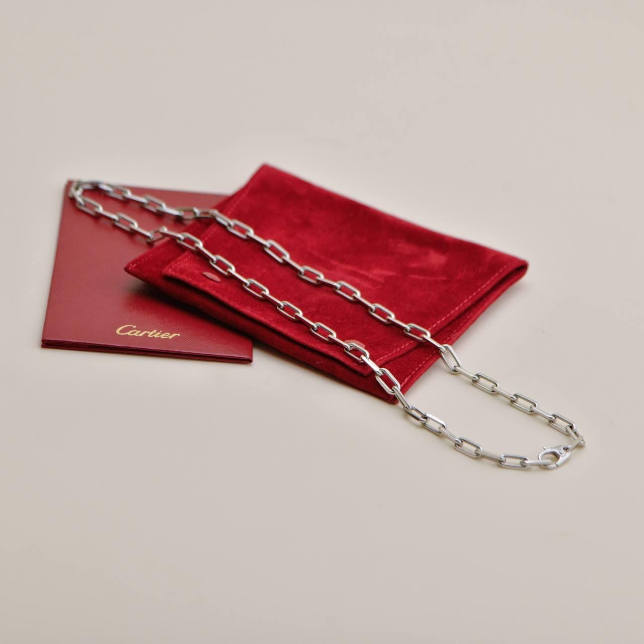 Cartier Santos de Cartier Collier en or blanc 18 carats, modèle moyen Pour femmes en vente